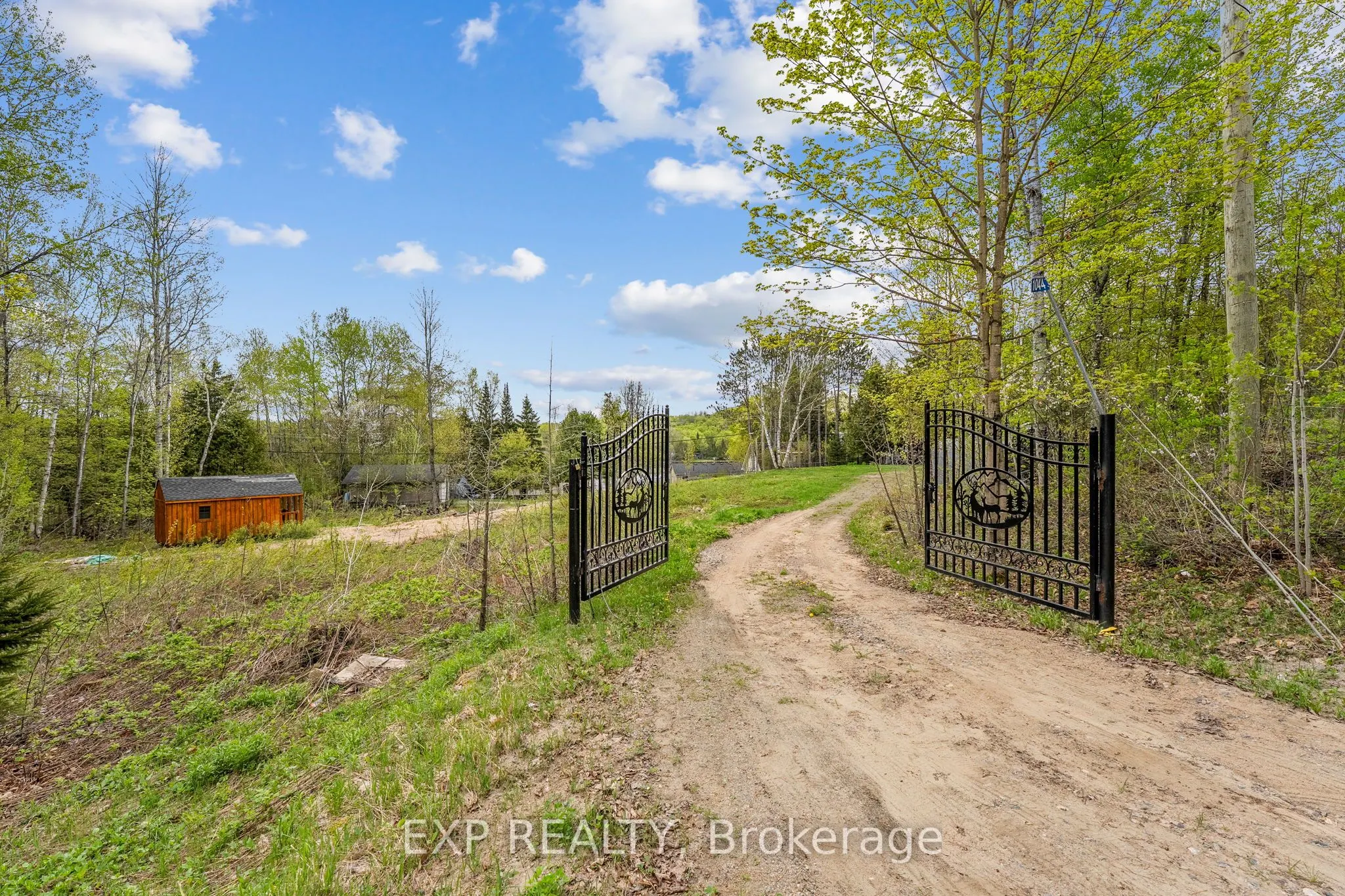 1044 Shanahan Trail