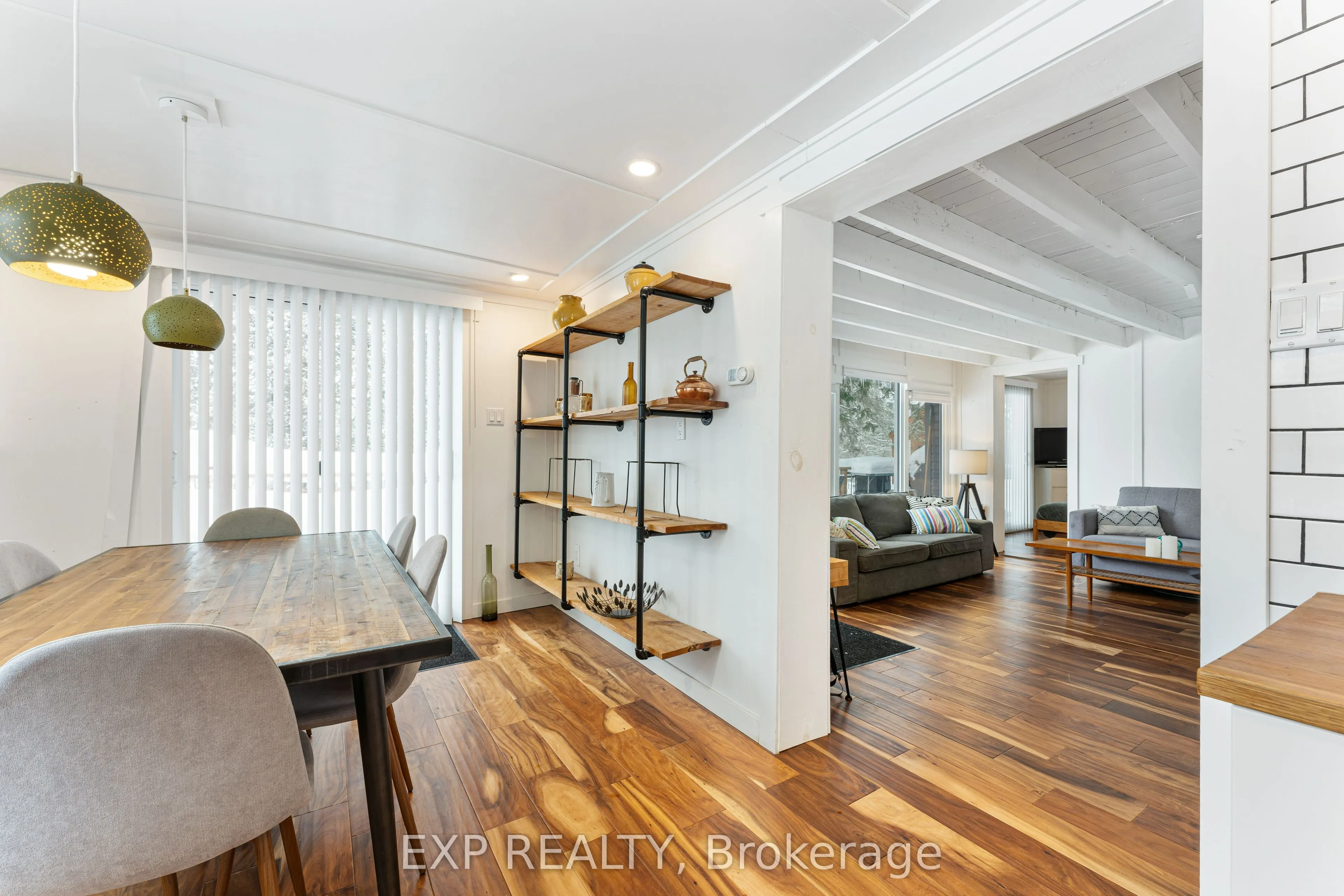 1044 Shanahan Trail