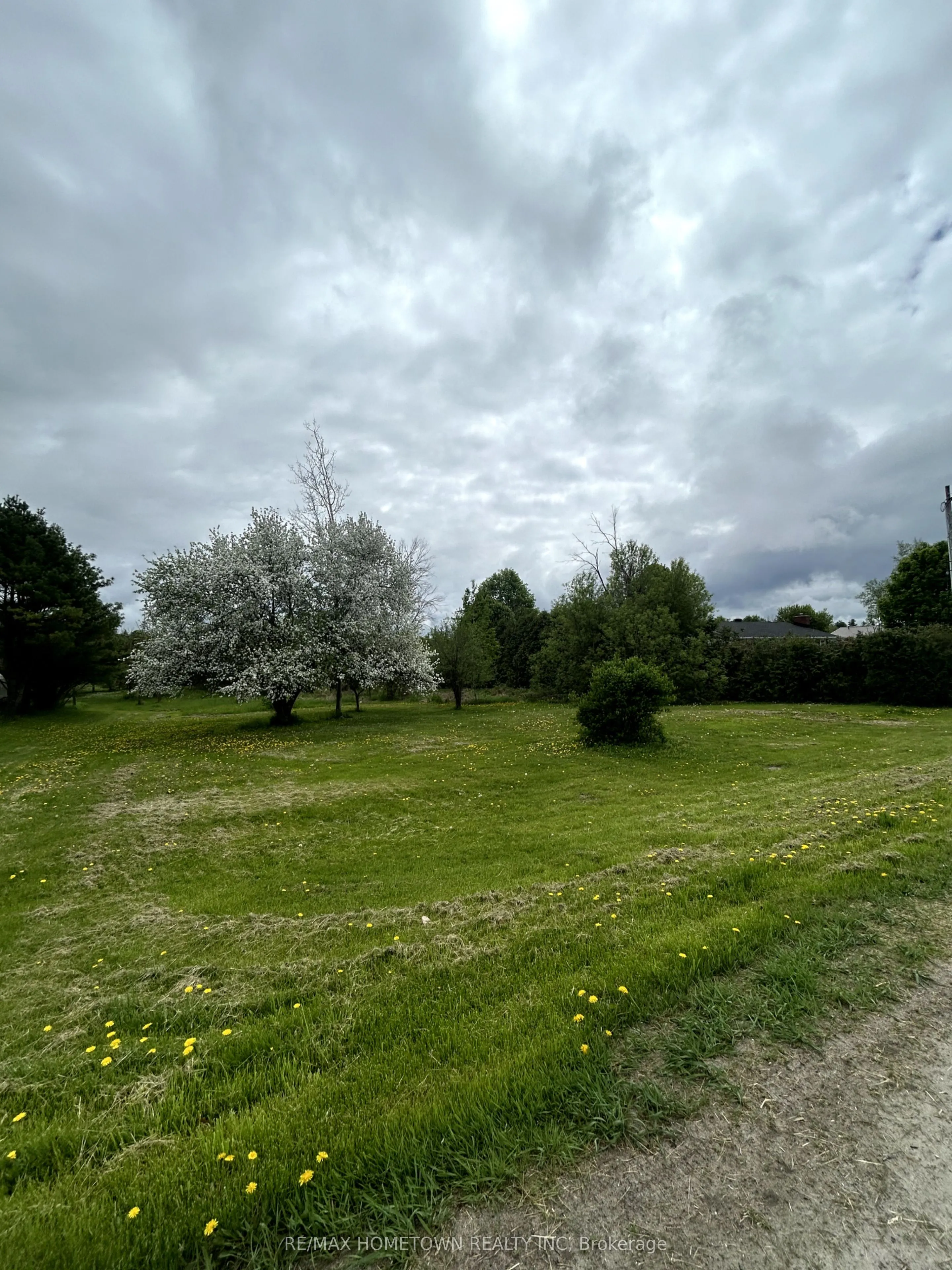 45 County Road 40 Road