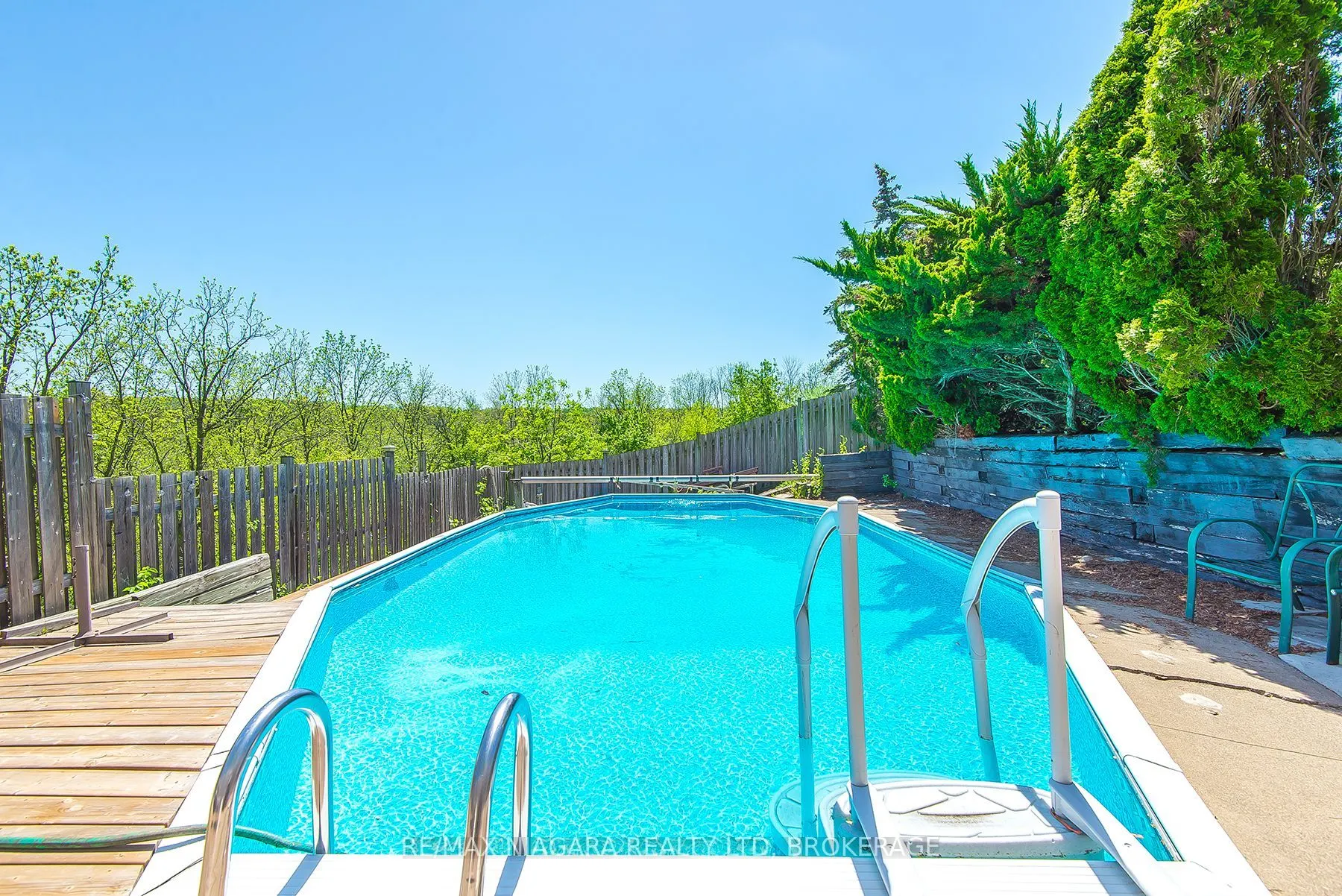 105 Hillview Road