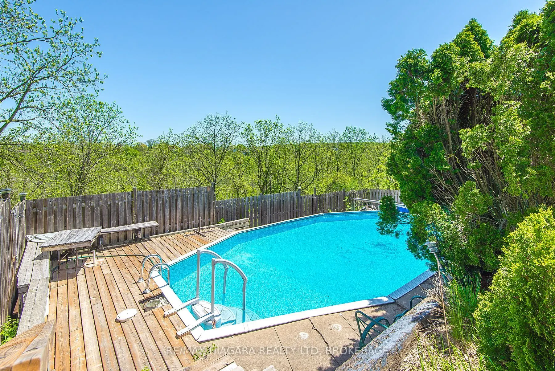 105 Hillview Road