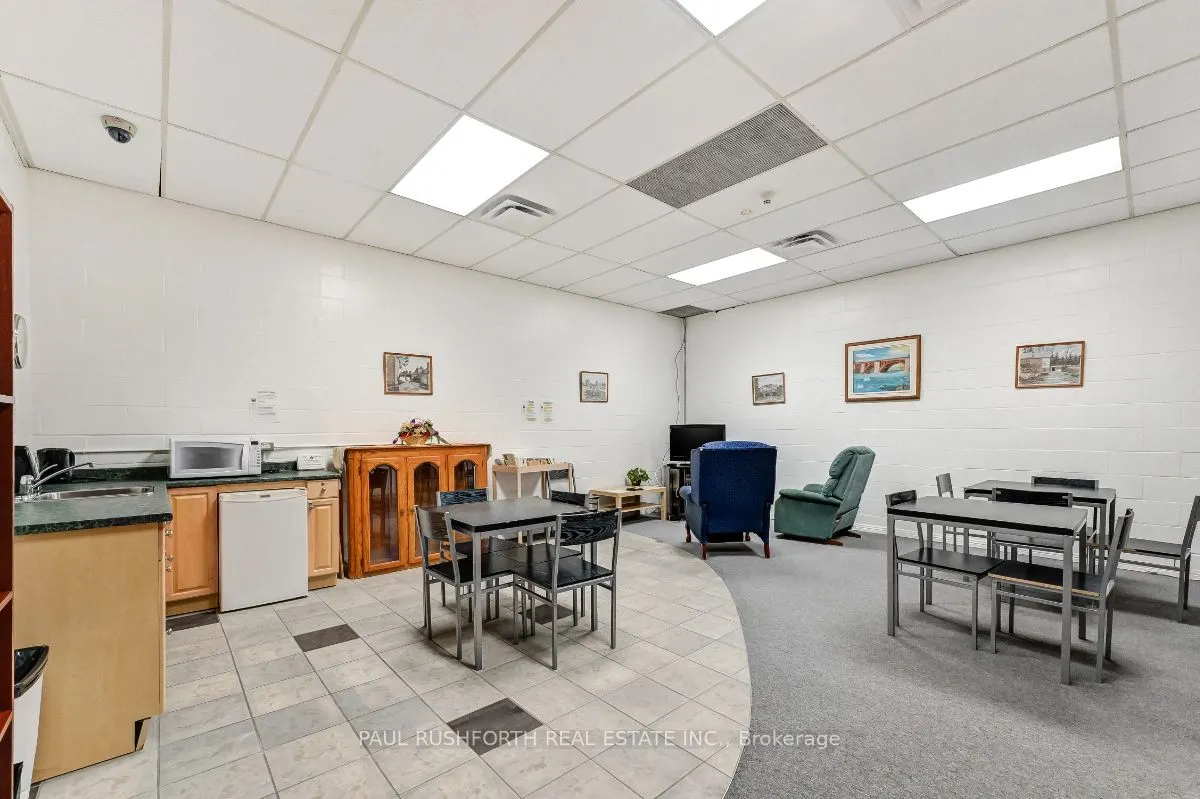 2000 Jasmine Crescent, #1504