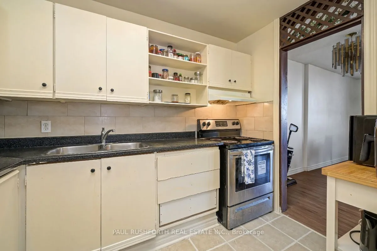 2000 Jasmine Crescent, #1504