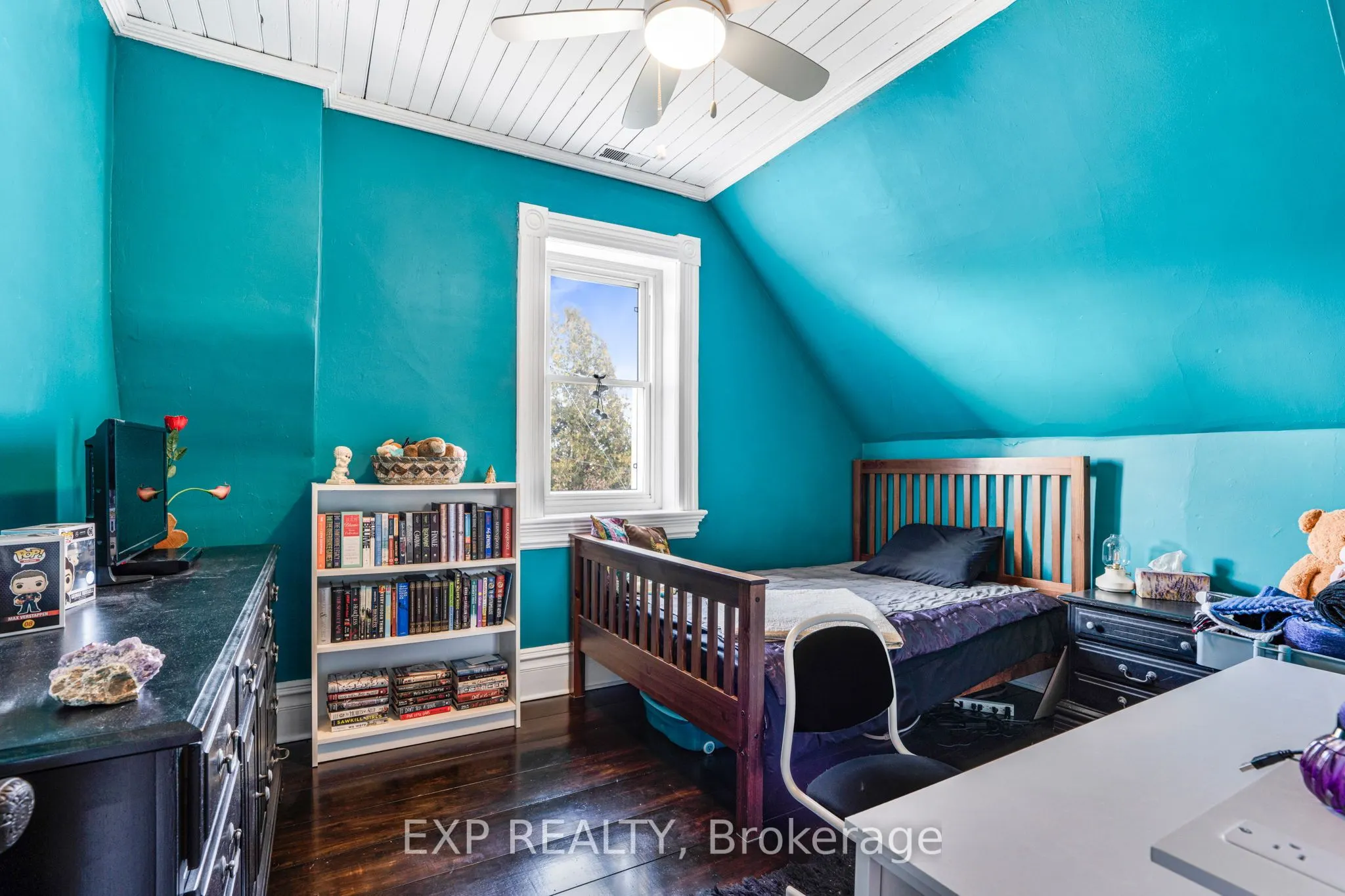 20405 Laggan-Glenelg Road