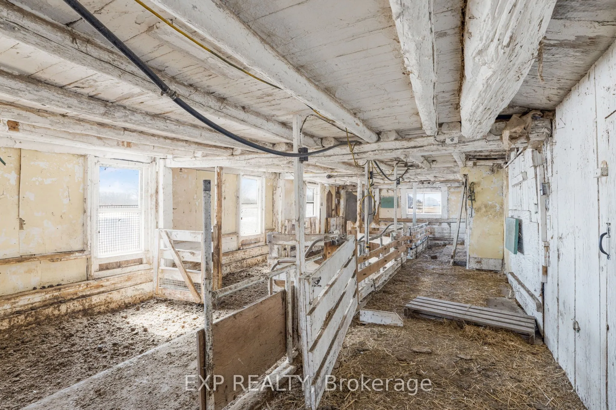 20405 Laggan-Glenelg Road