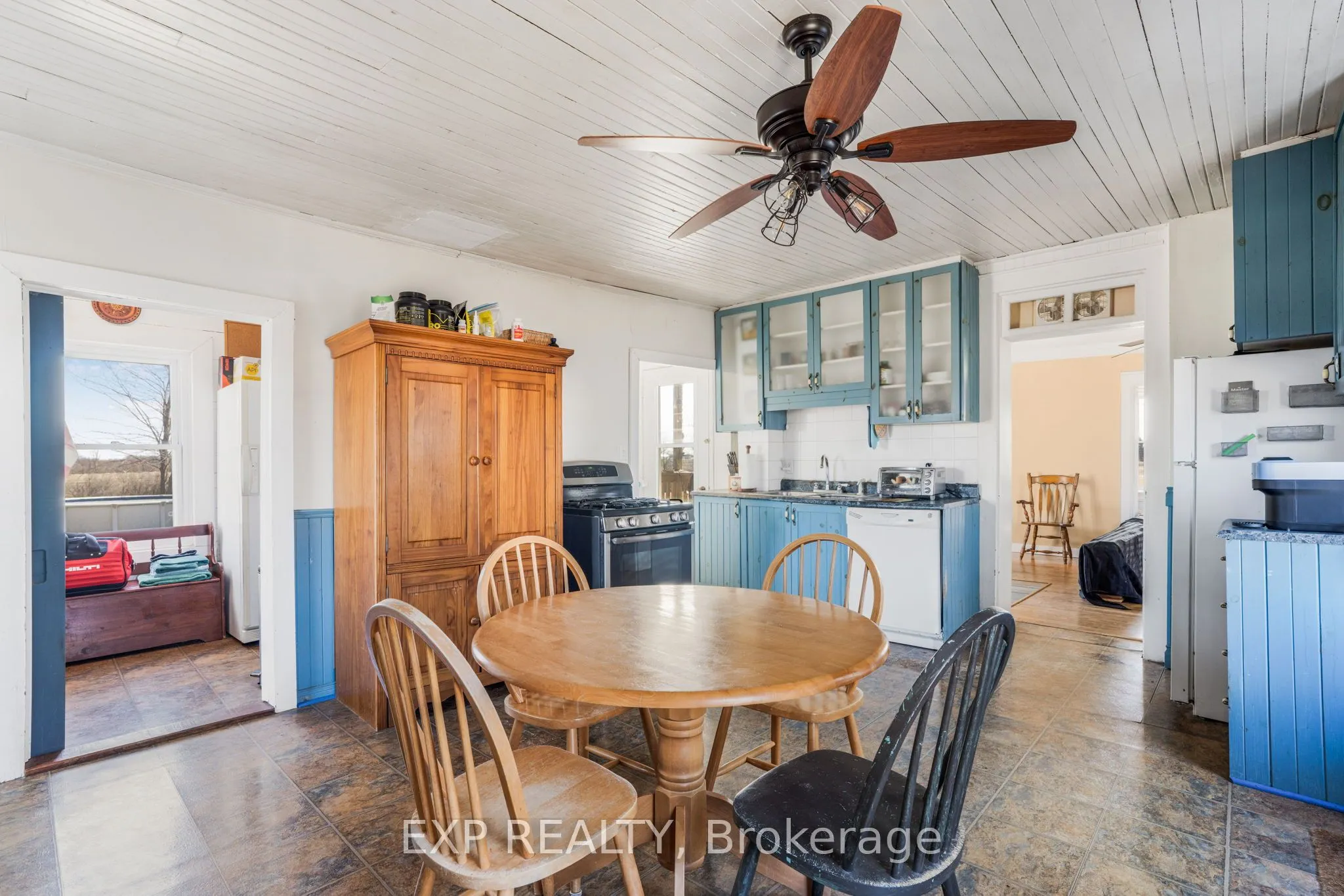 20405 Laggan-Glenelg Road