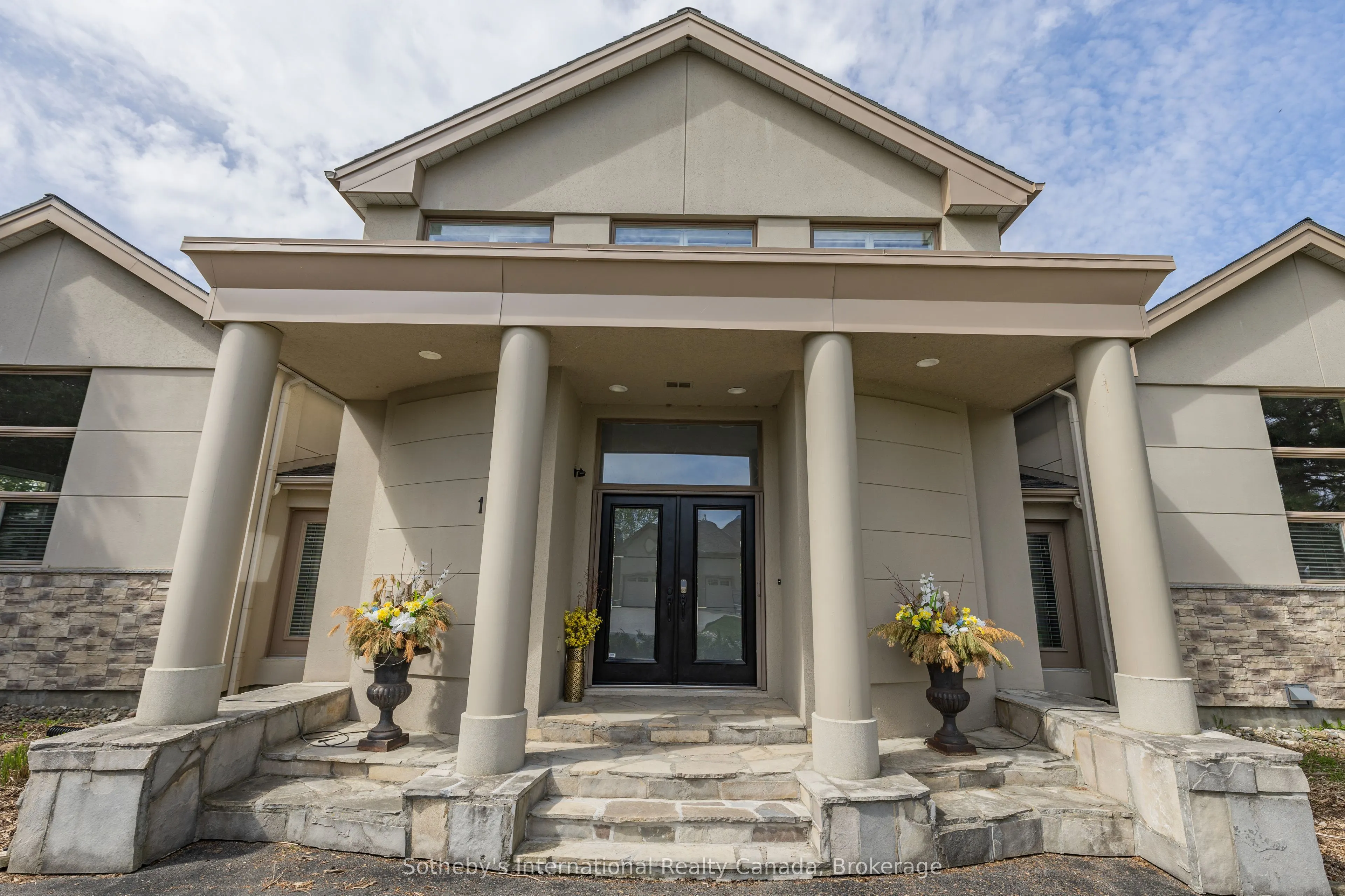 160 Grand Cypress Lane