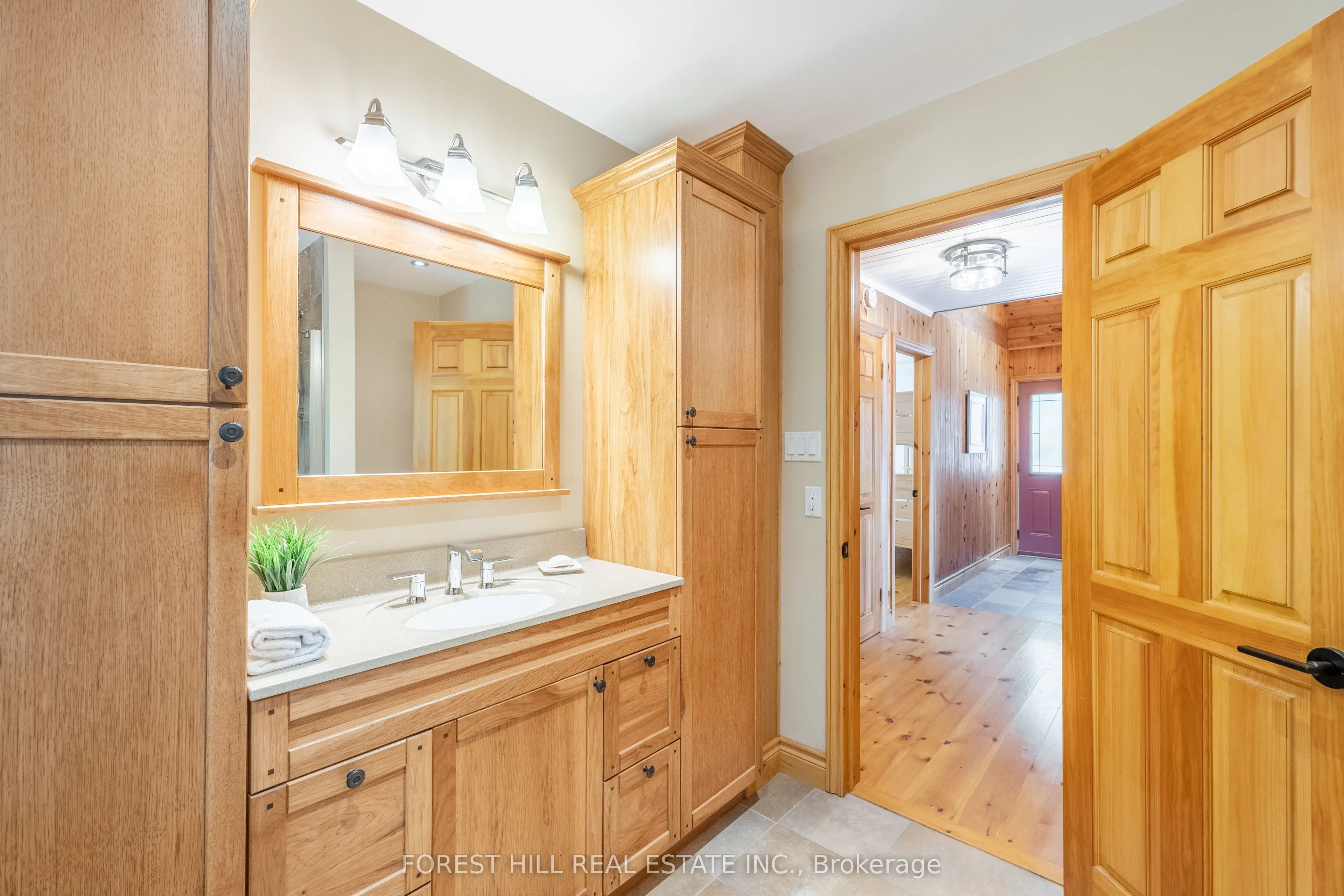1116 Sagamo Boulevard