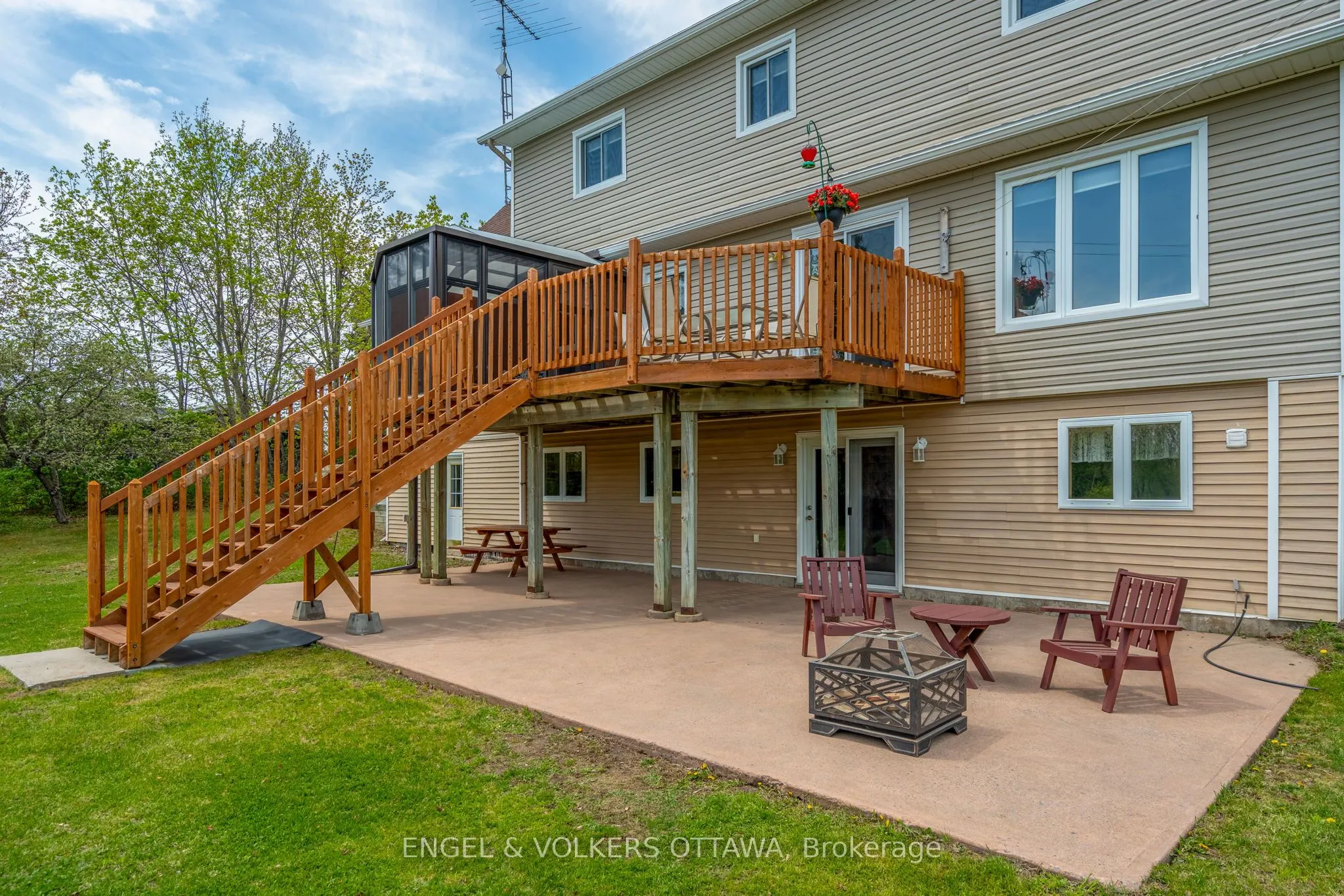 2867 Stagecoach Road