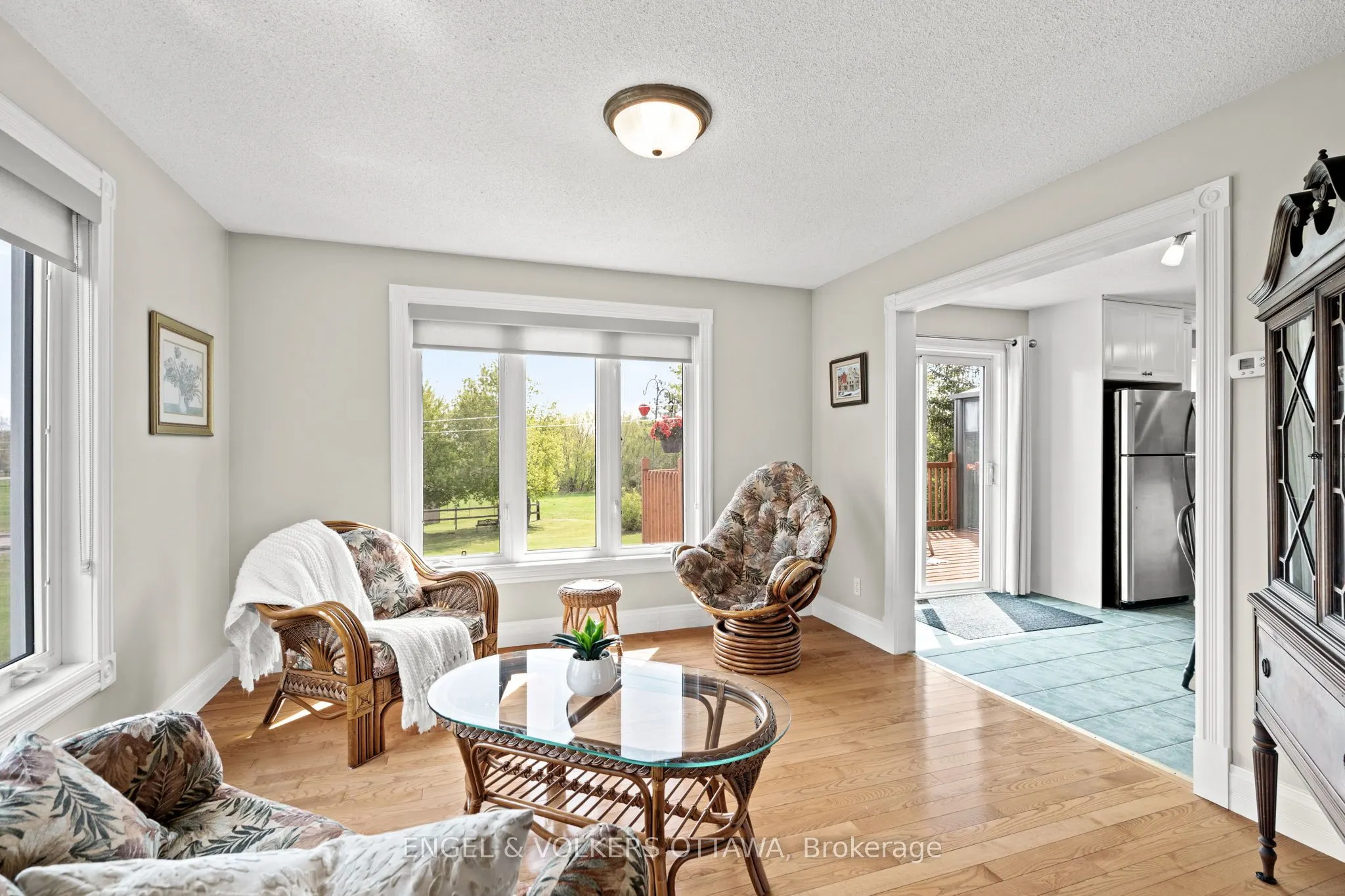 2867 Stagecoach Road
