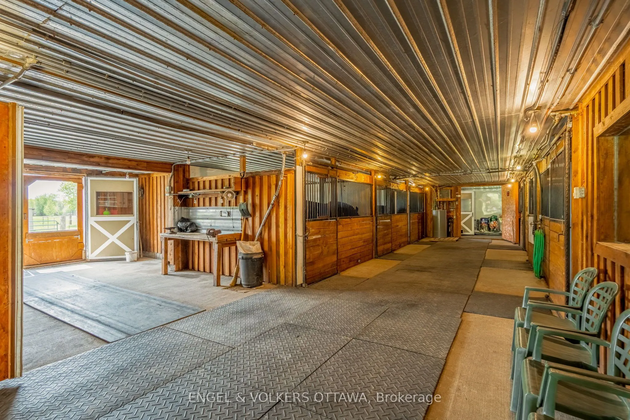 2867 Stagecoach Road