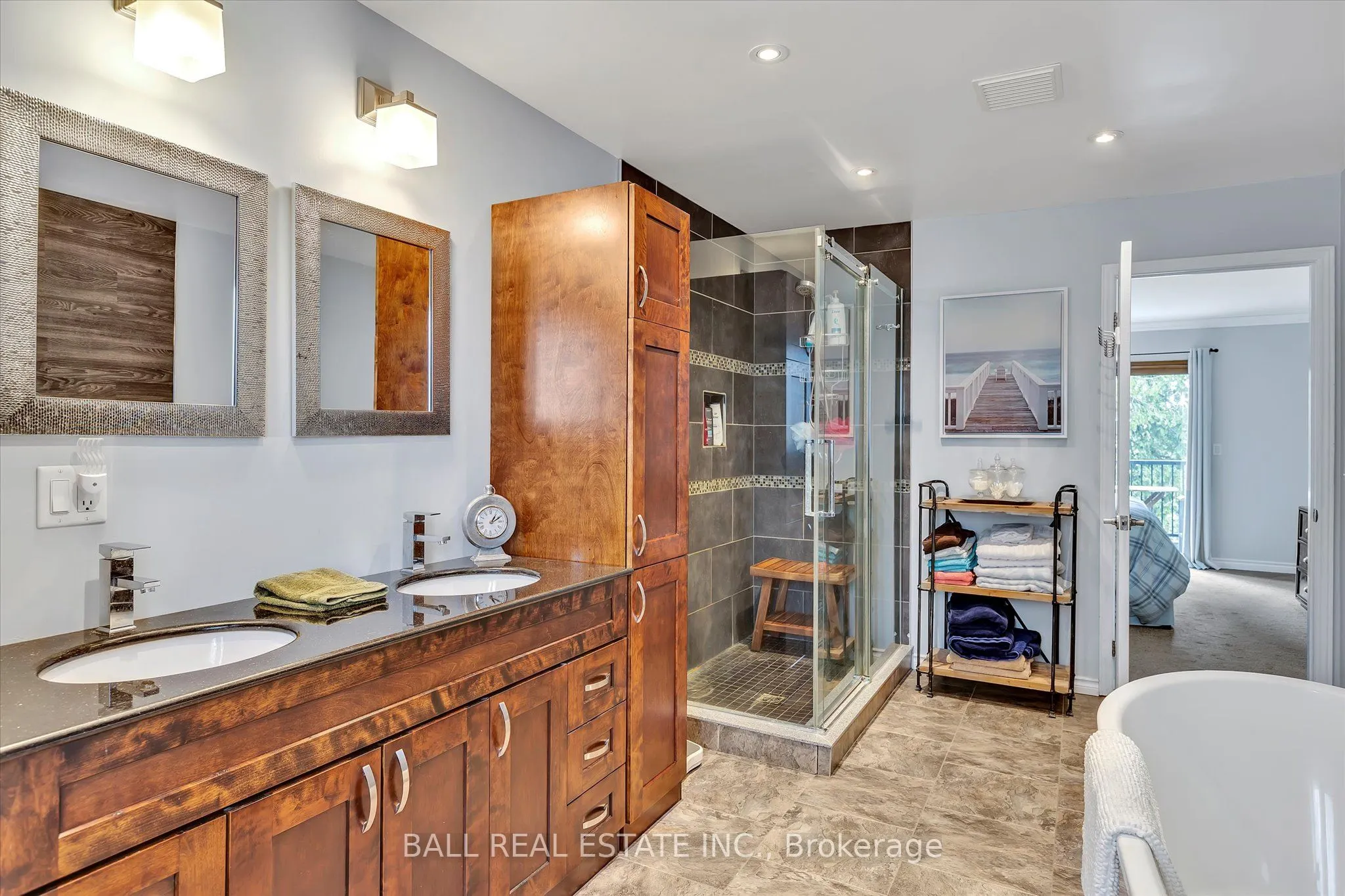 110 Lakeview Drive