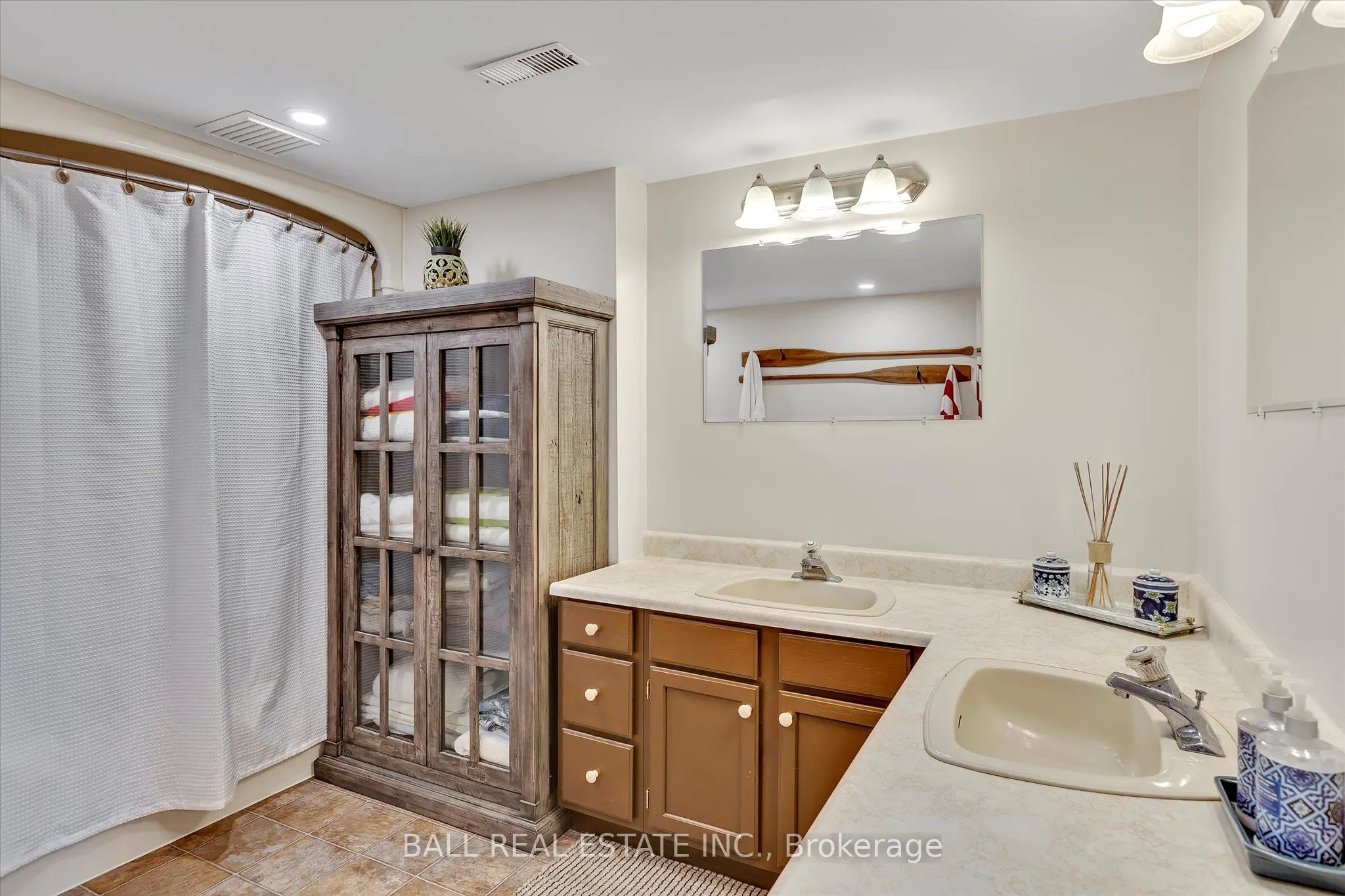 110 Lakeview Drive