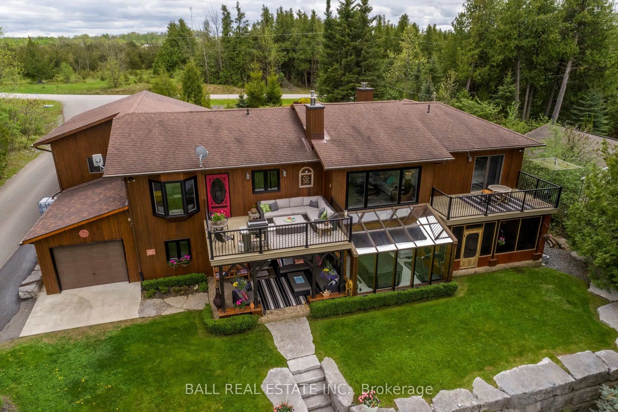 110 Lakeview Drive