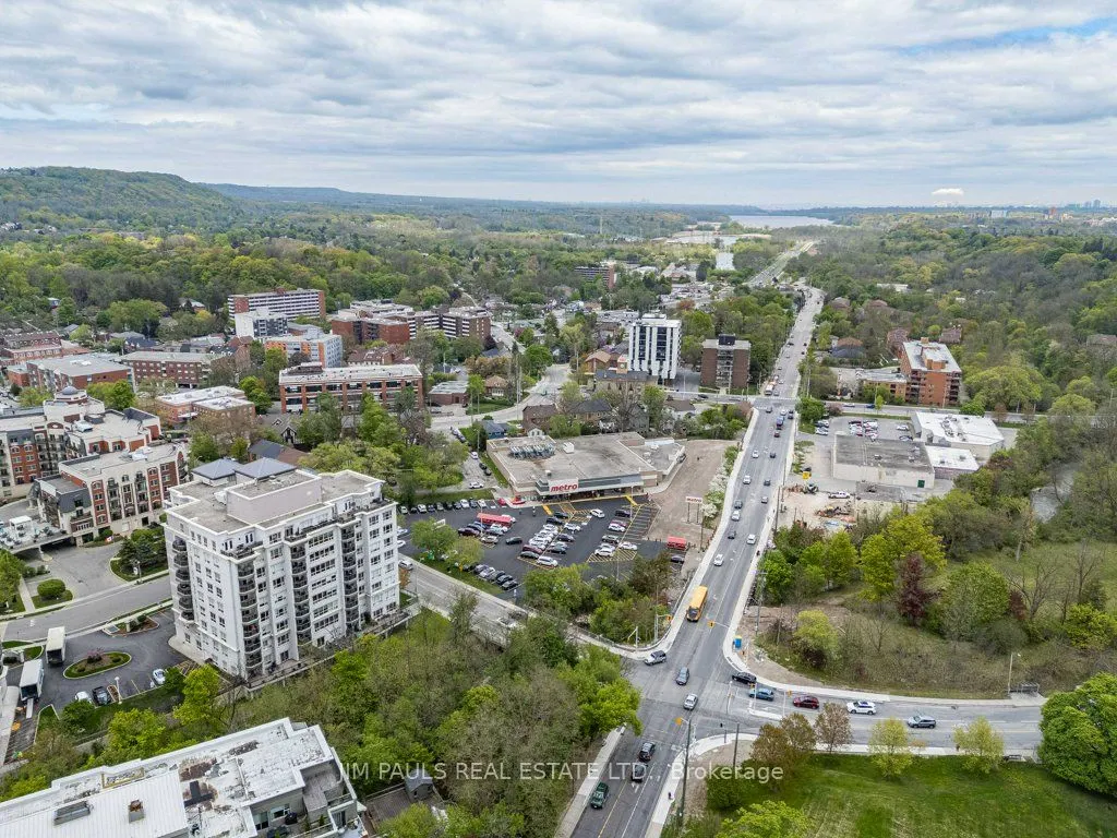 77 Governors Road, #306
