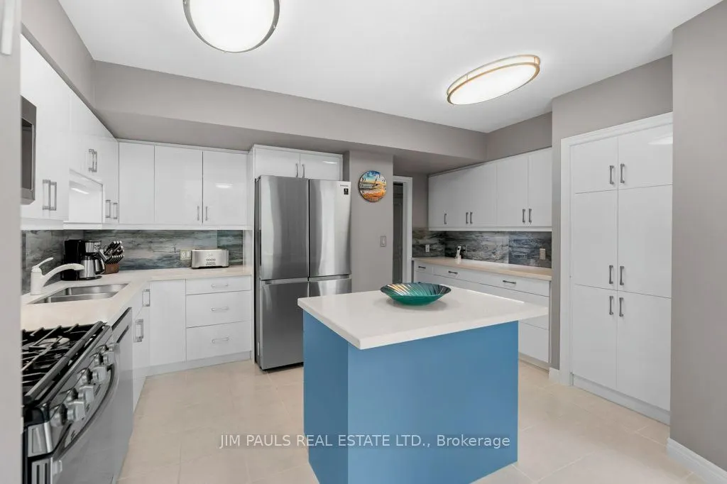 77 Governors Road, #306