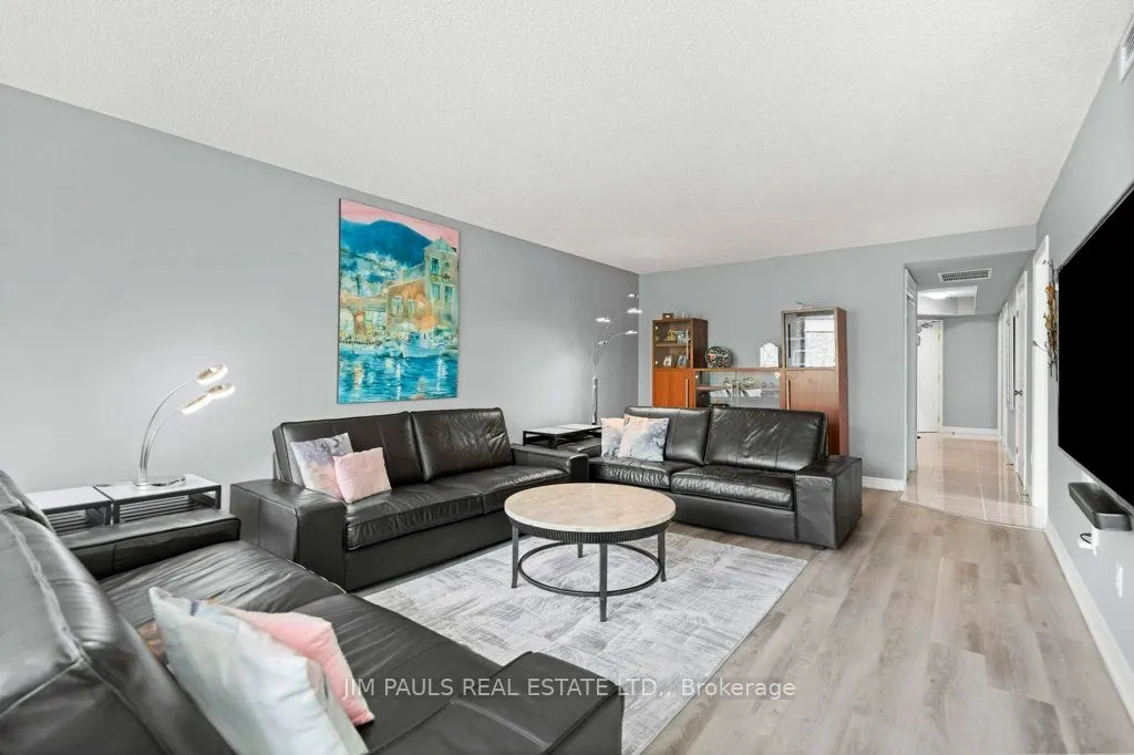 77 Governors Road, #306