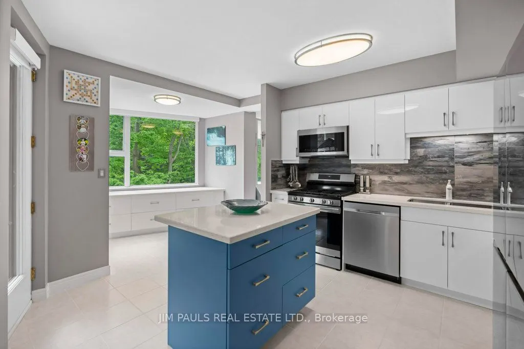 77 Governors Road, #306