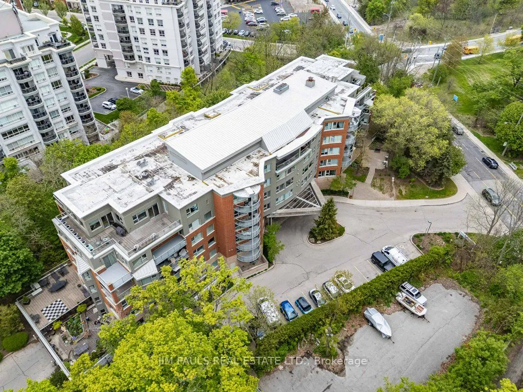 77 Governors Road, #306