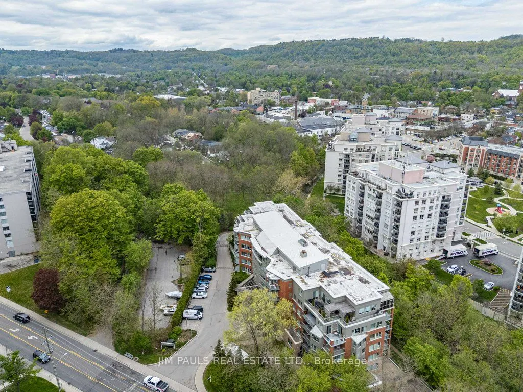 77 Governors Road, #306