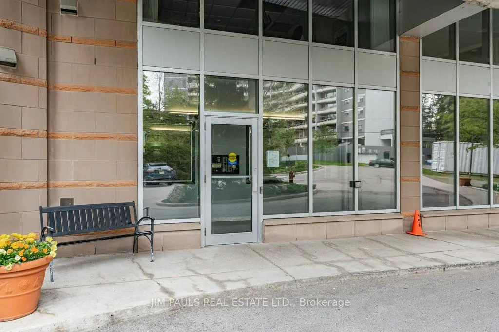 77 Governors Road, #306