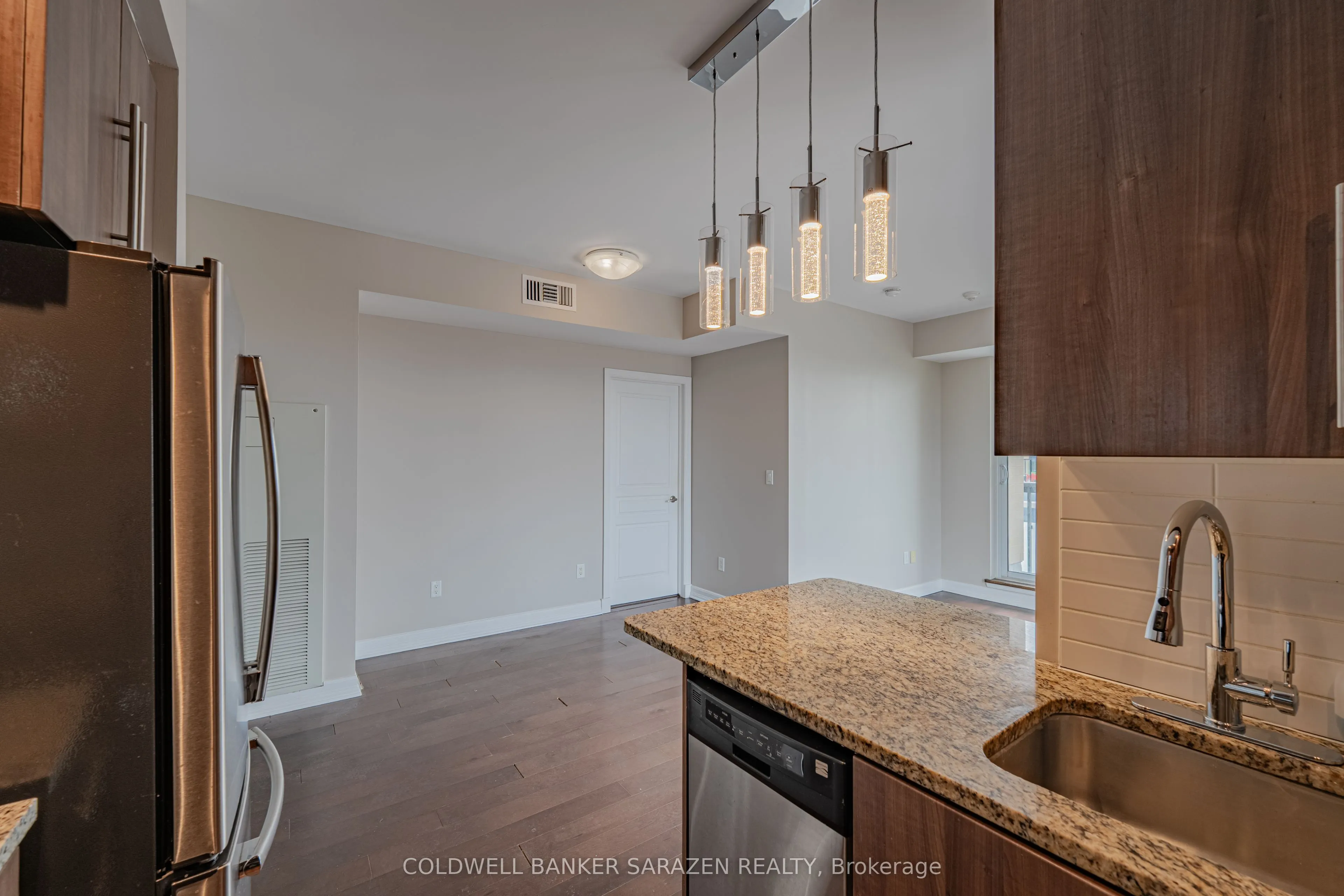 238 Besserer Street, #1015