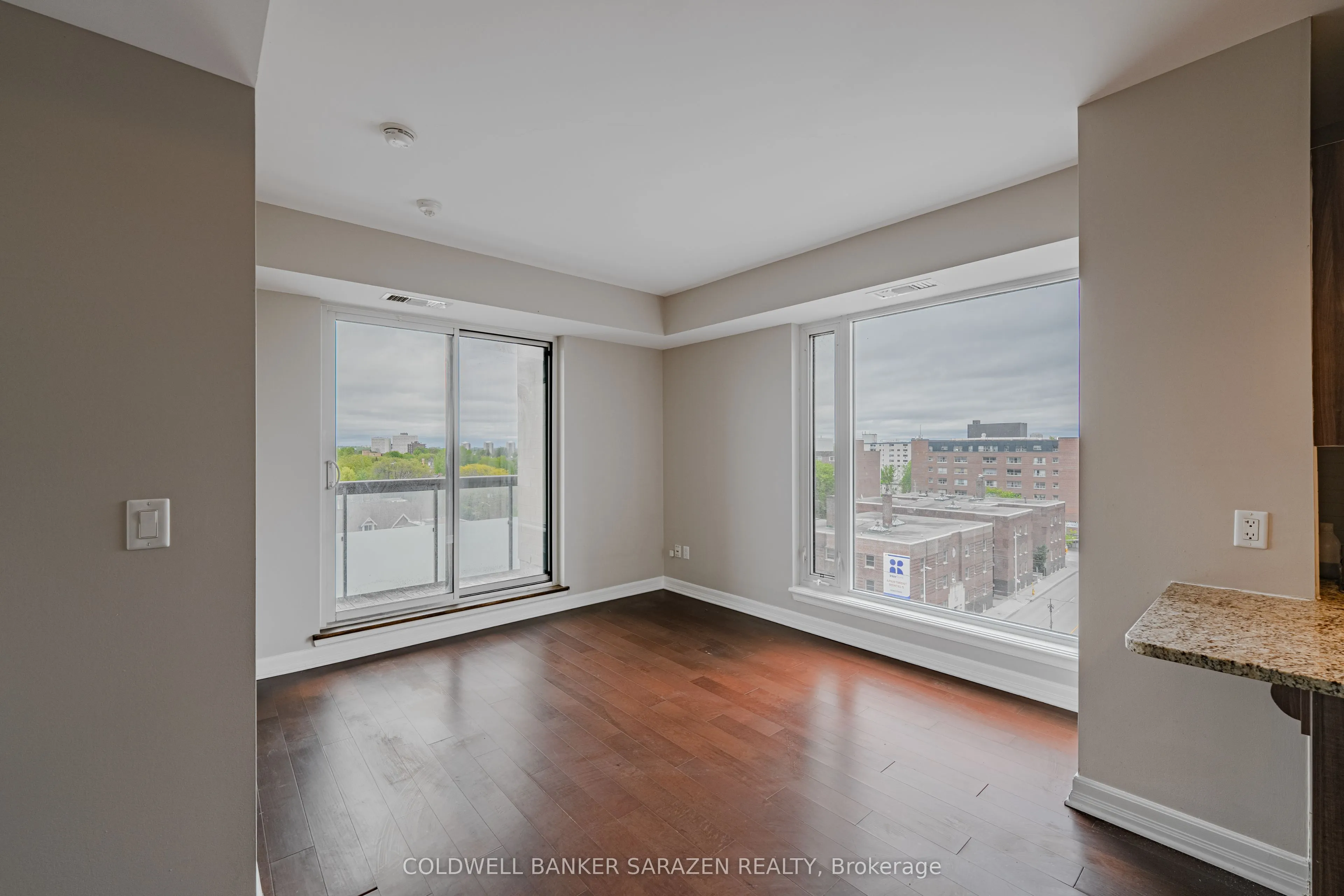 238 Besserer Street, #1015