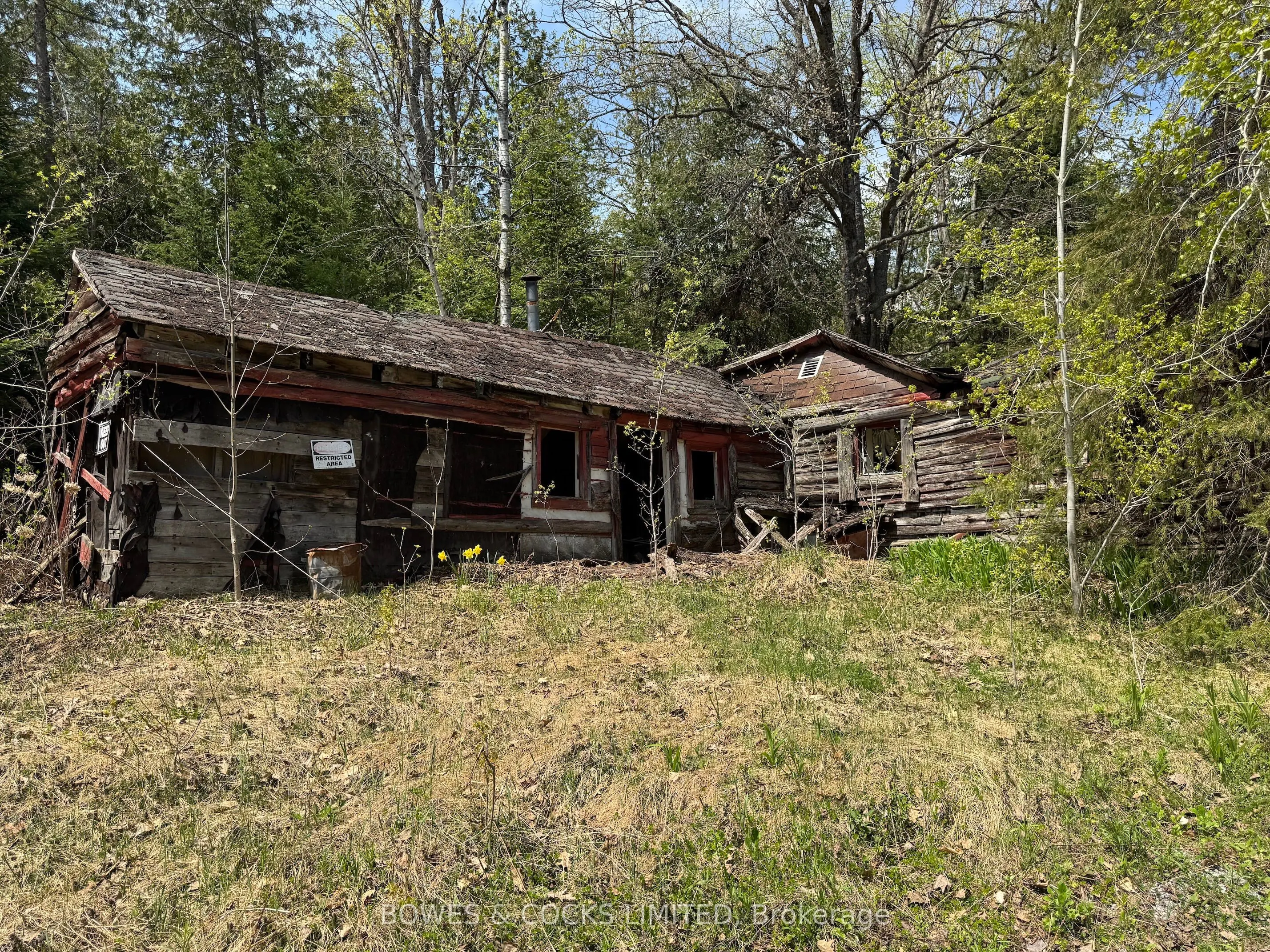 24 Gilmour Lane