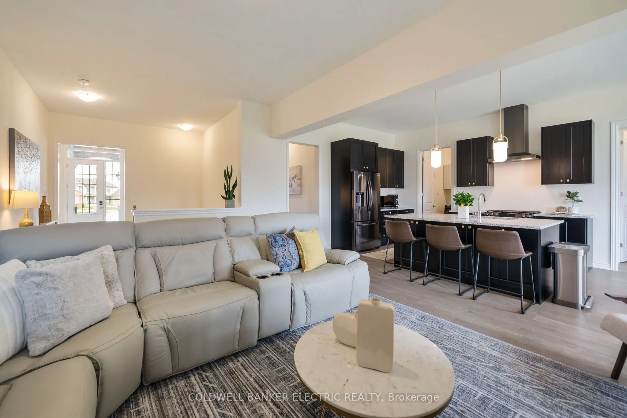 11 Golden Meadows Drive, #31