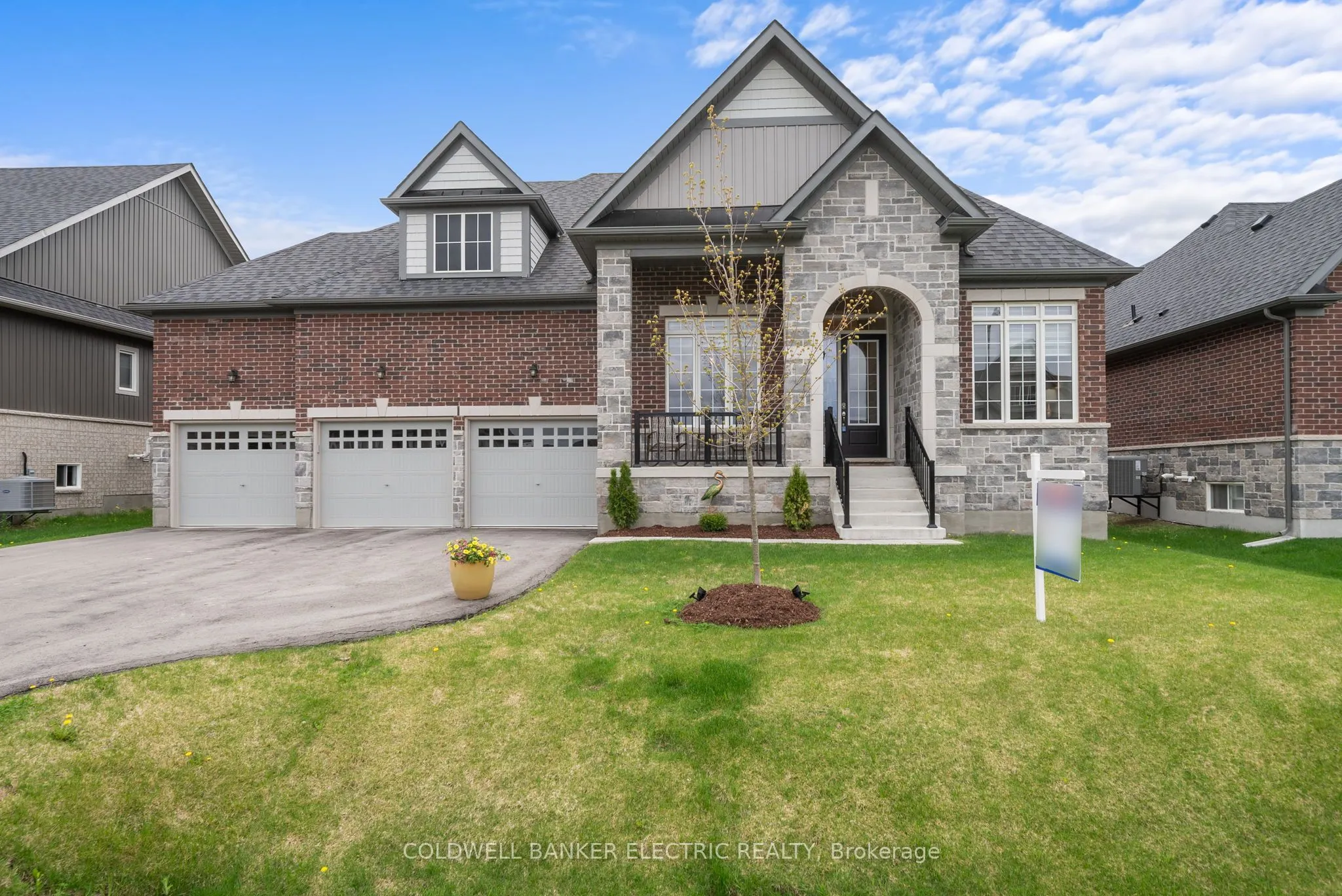 11 Golden Meadows Drive, #31