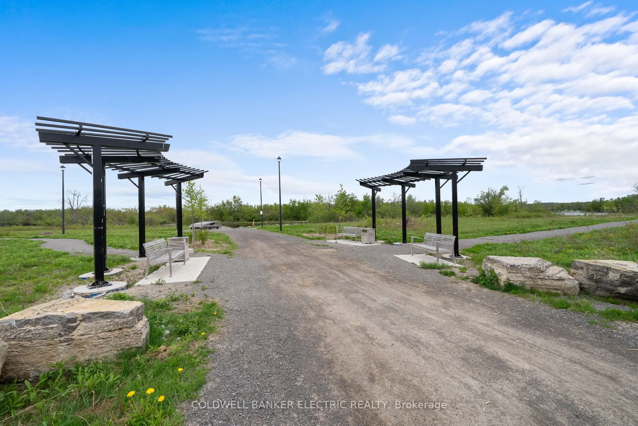 11 Golden Meadows Drive, #31