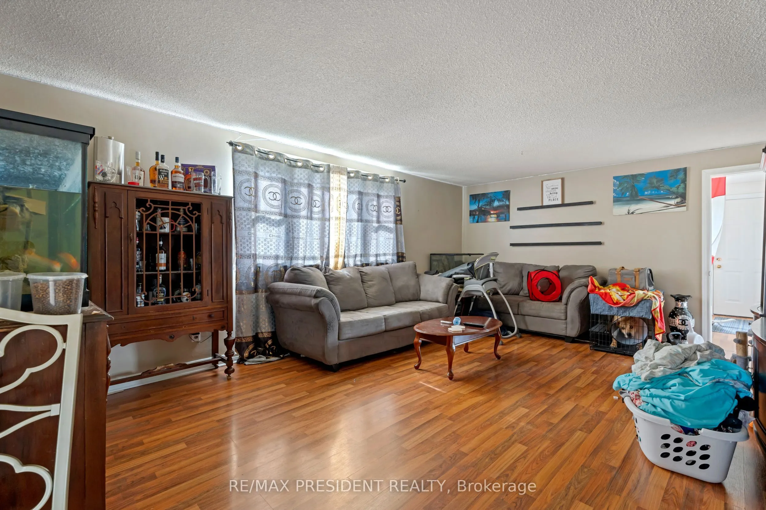 1224 Parkinson Road