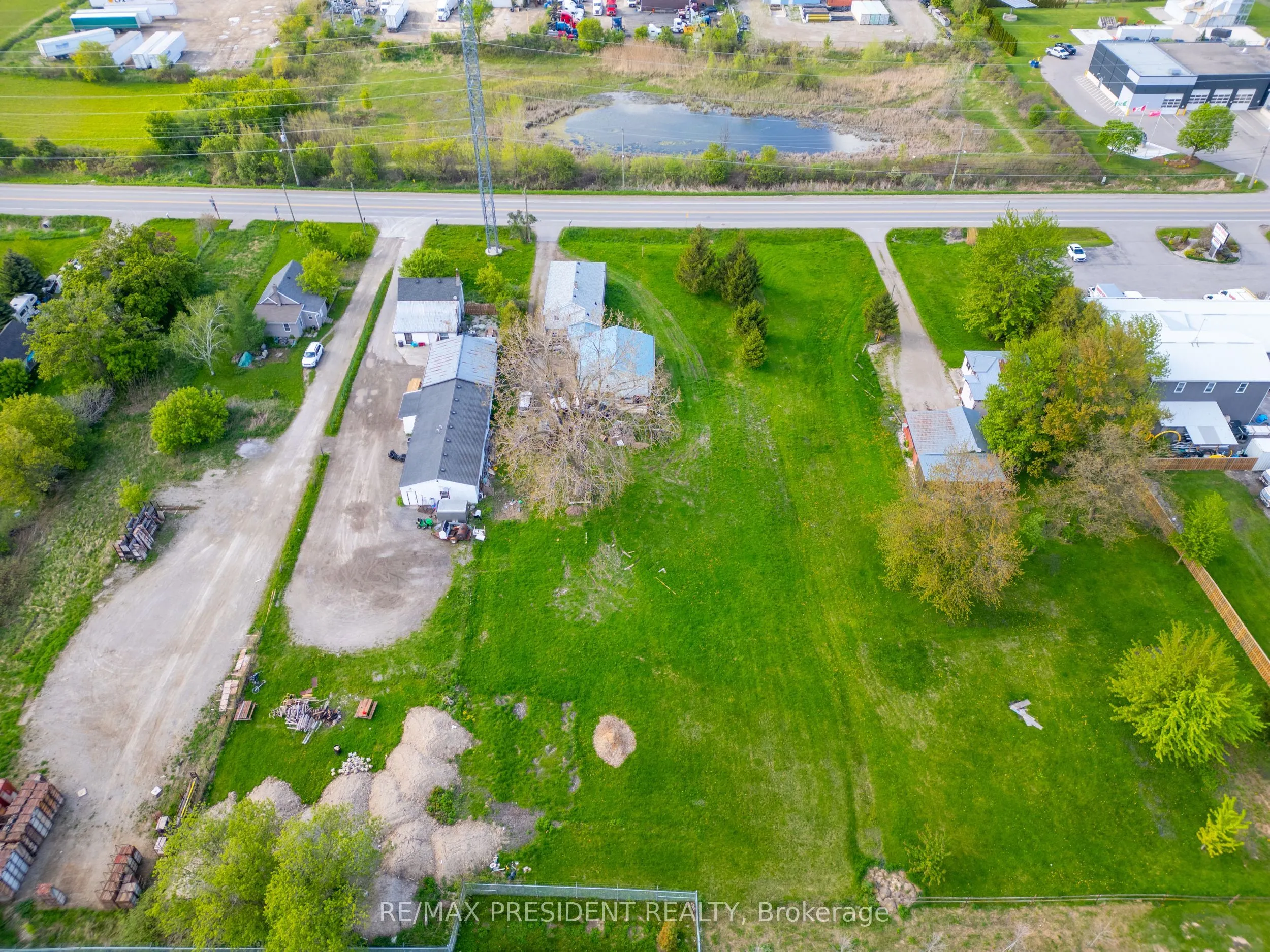 1224 Parkinson Road