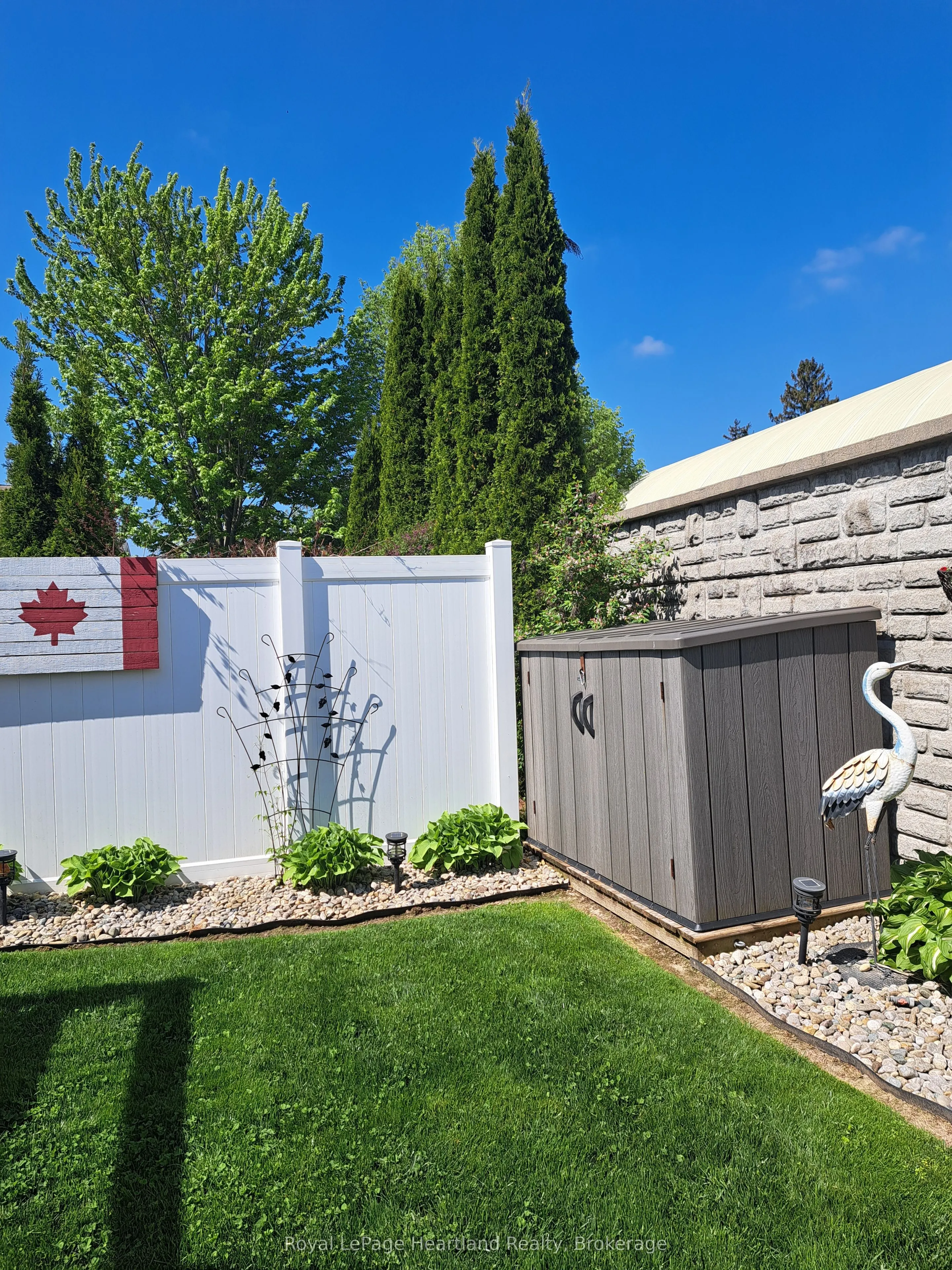 460 Richard Crescent, #0