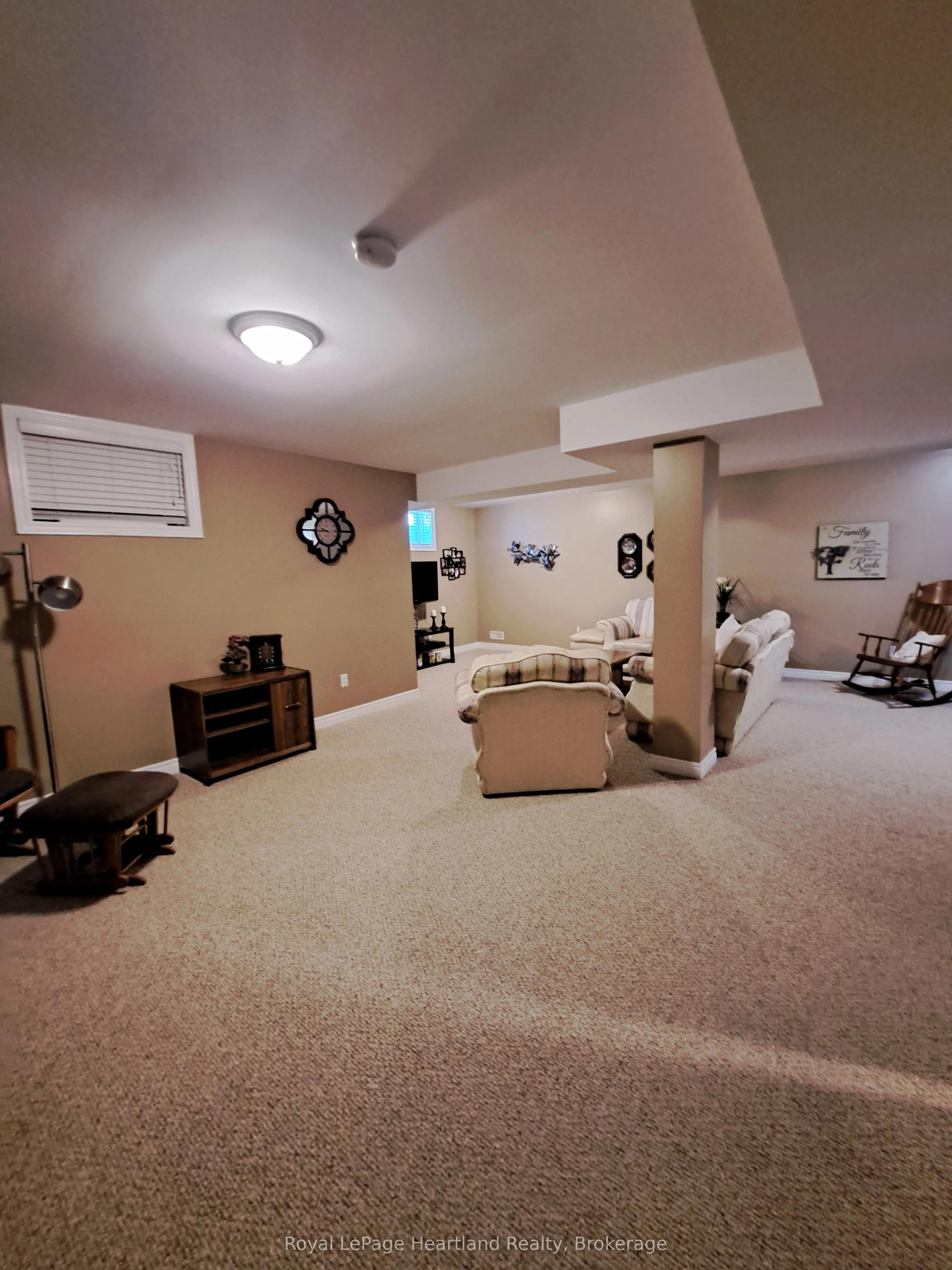 460 Richard Crescent, #0
