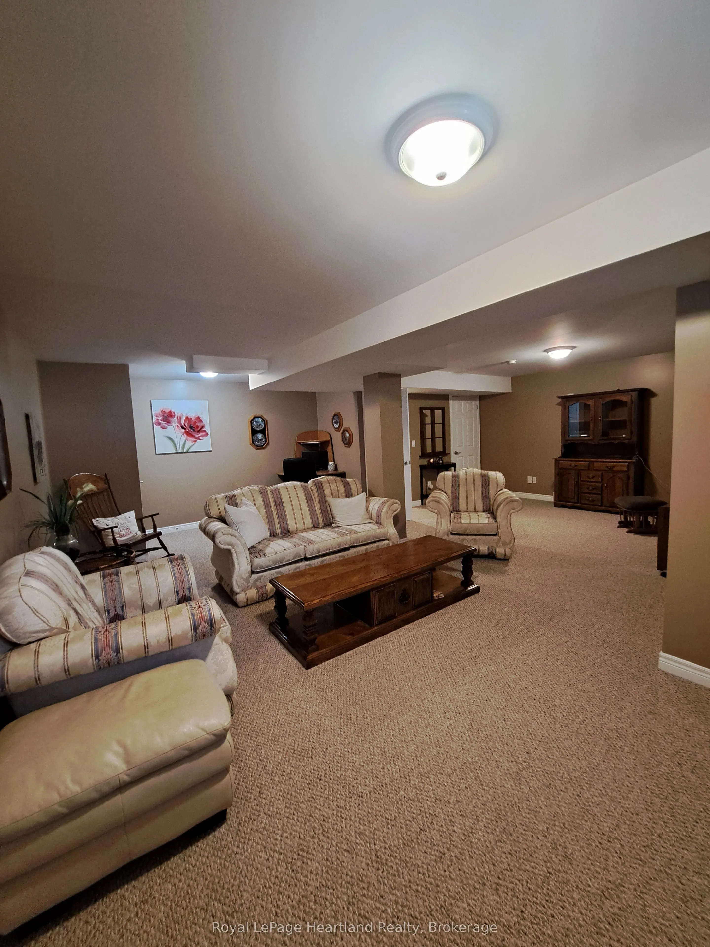 460 Richard Crescent, #0
