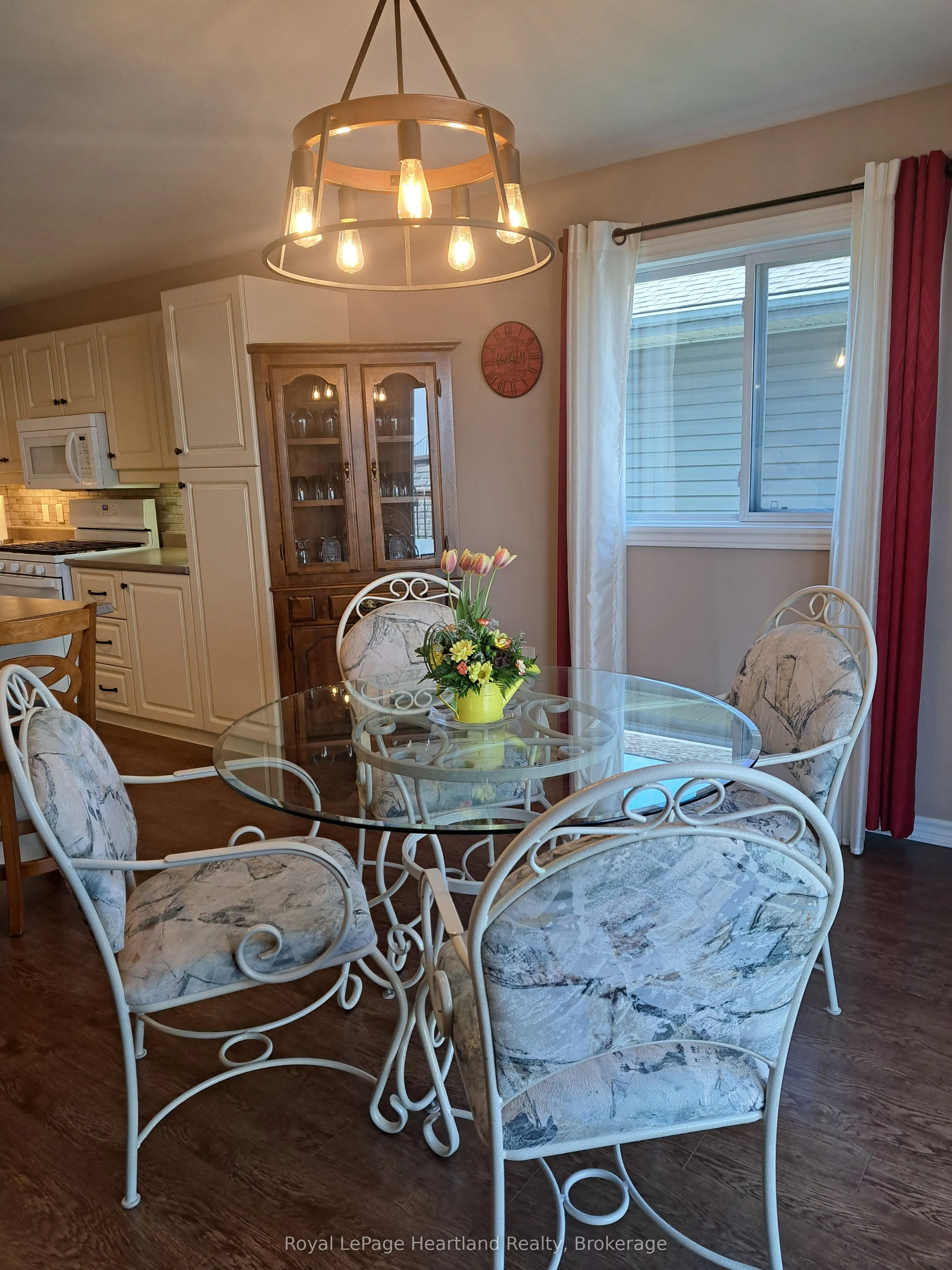 460 Richard Crescent, #0