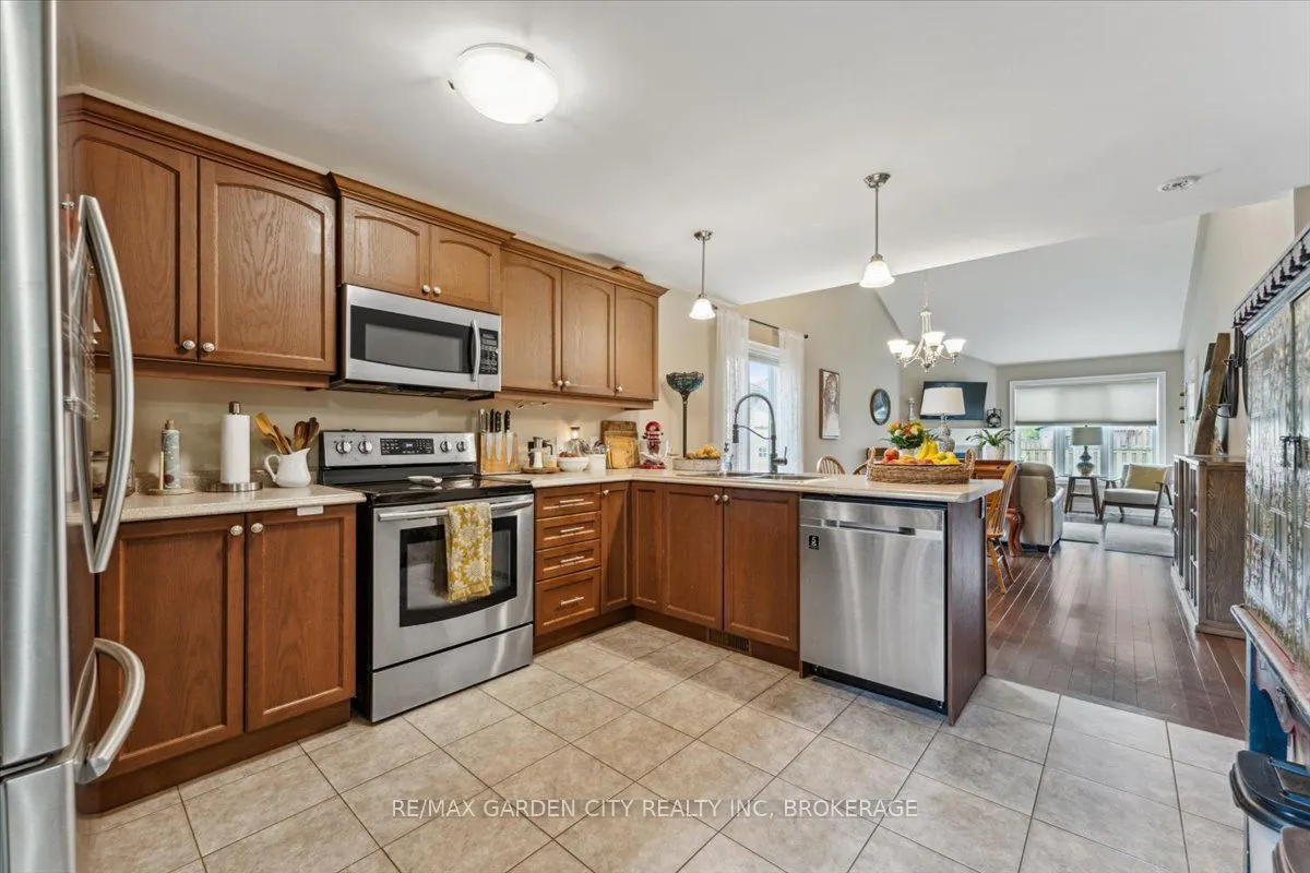 3945 VILLAGE CREEK Drive