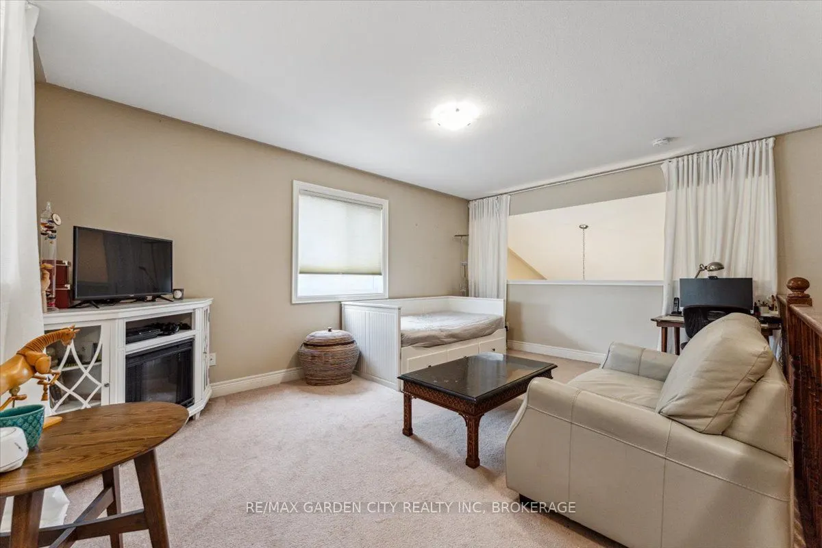 3945 VILLAGE CREEK Drive