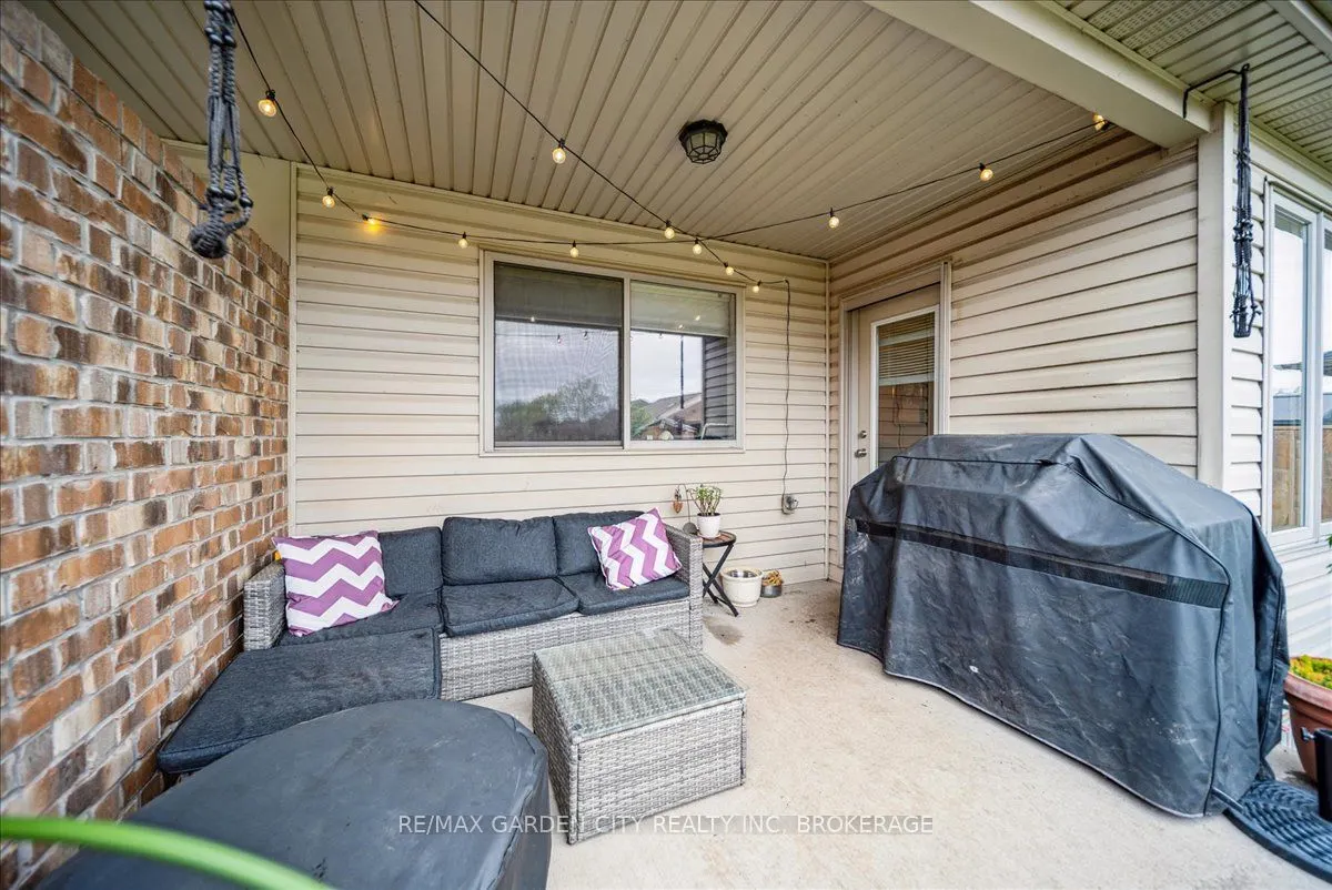 3945 VILLAGE CREEK Drive