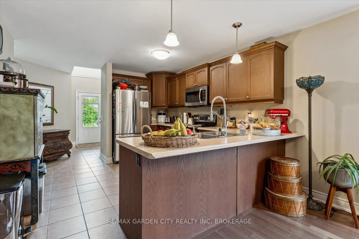 3945 VILLAGE CREEK Drive
