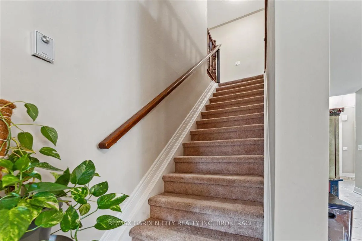 3945 VILLAGE CREEK Drive