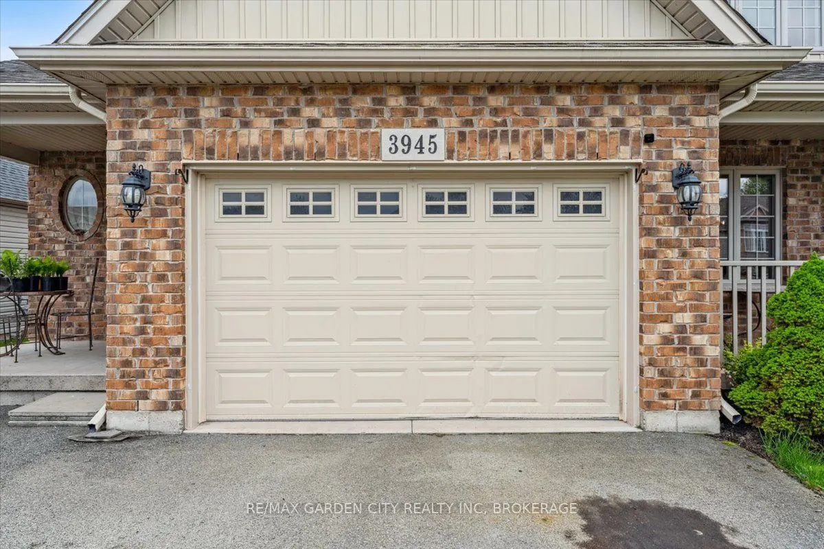 3945 VILLAGE CREEK Drive