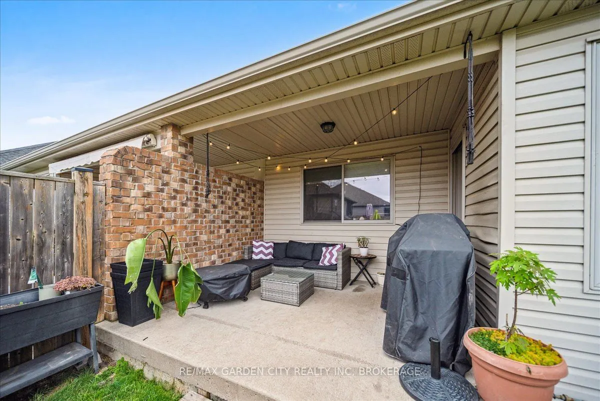 3945 VILLAGE CREEK Drive