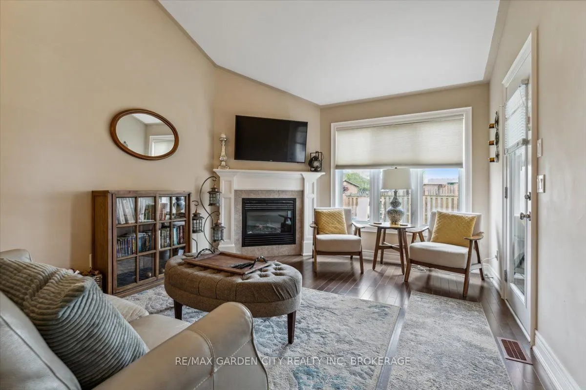 3945 VILLAGE CREEK Drive
