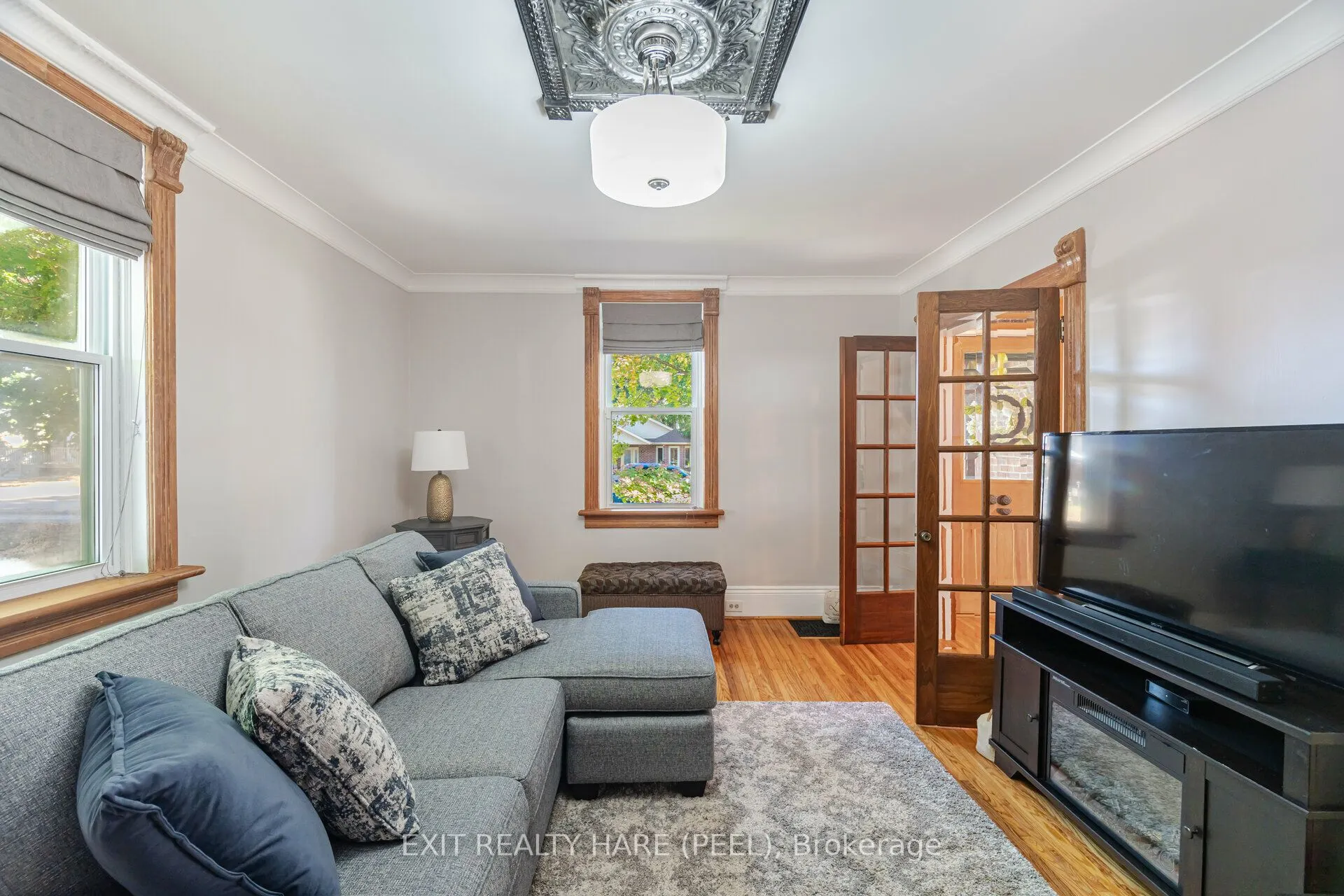 51 Osprey Street S