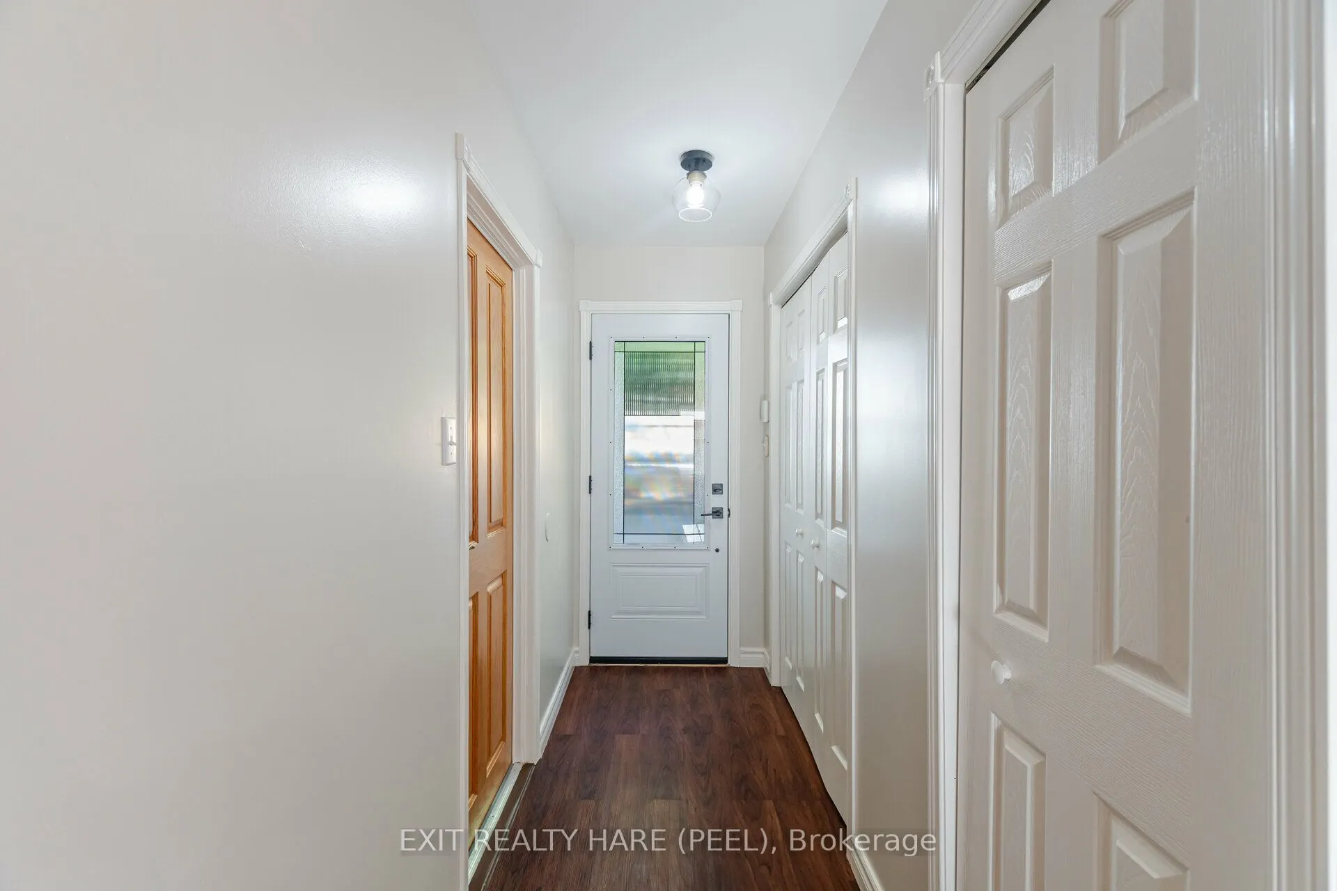 51 Osprey Street S