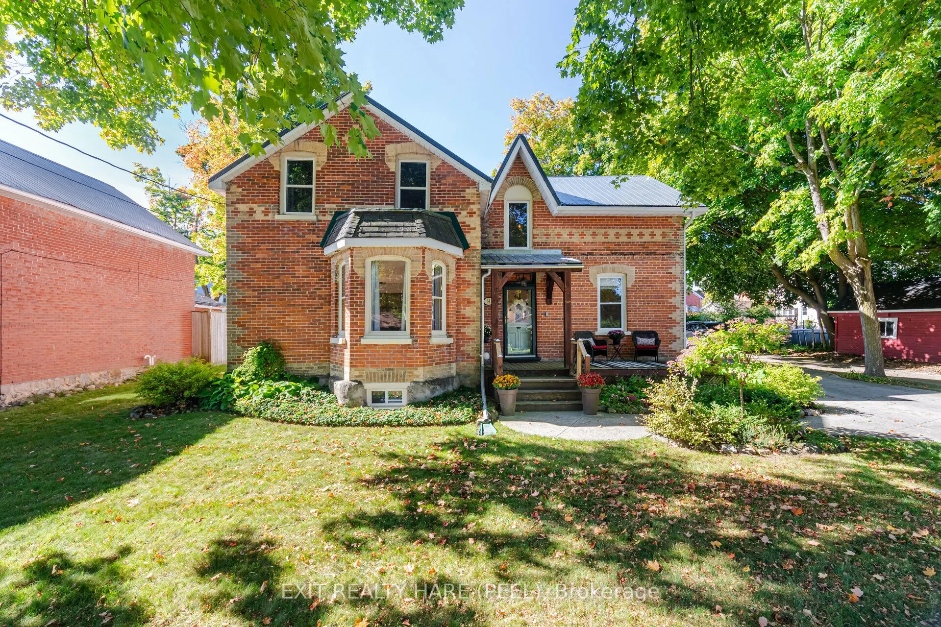 51 Osprey Street S