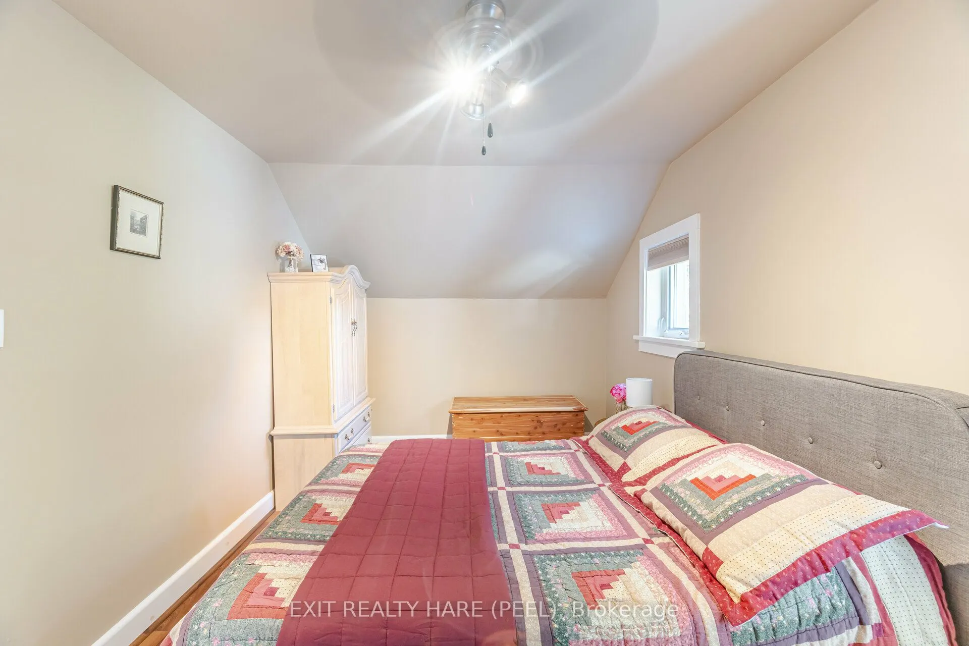 51 Osprey Street S
