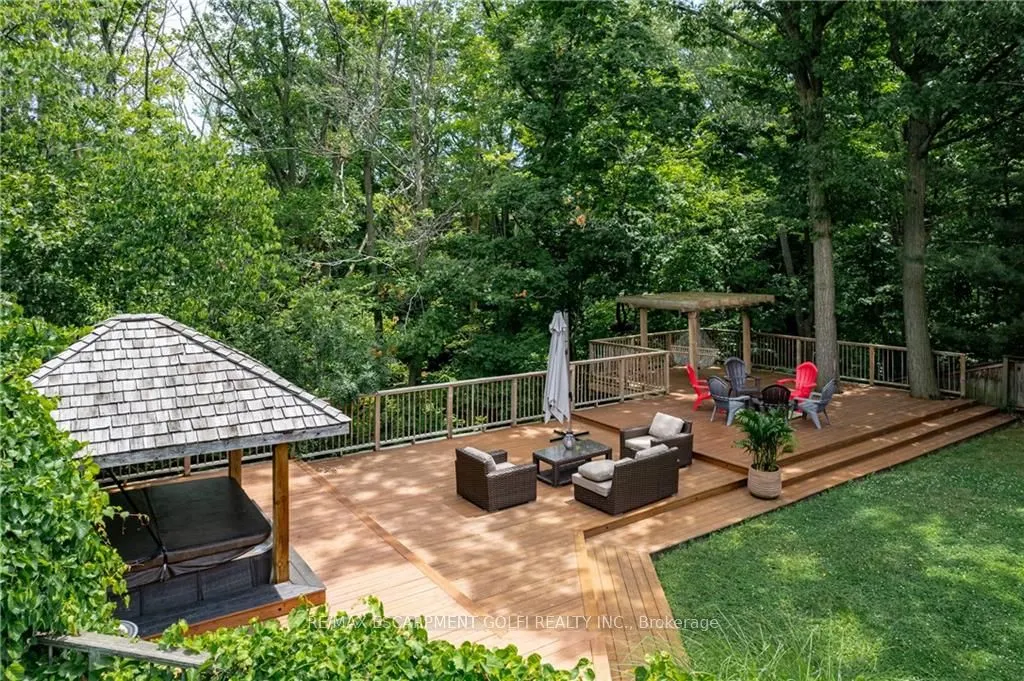 39 Hilts Drive